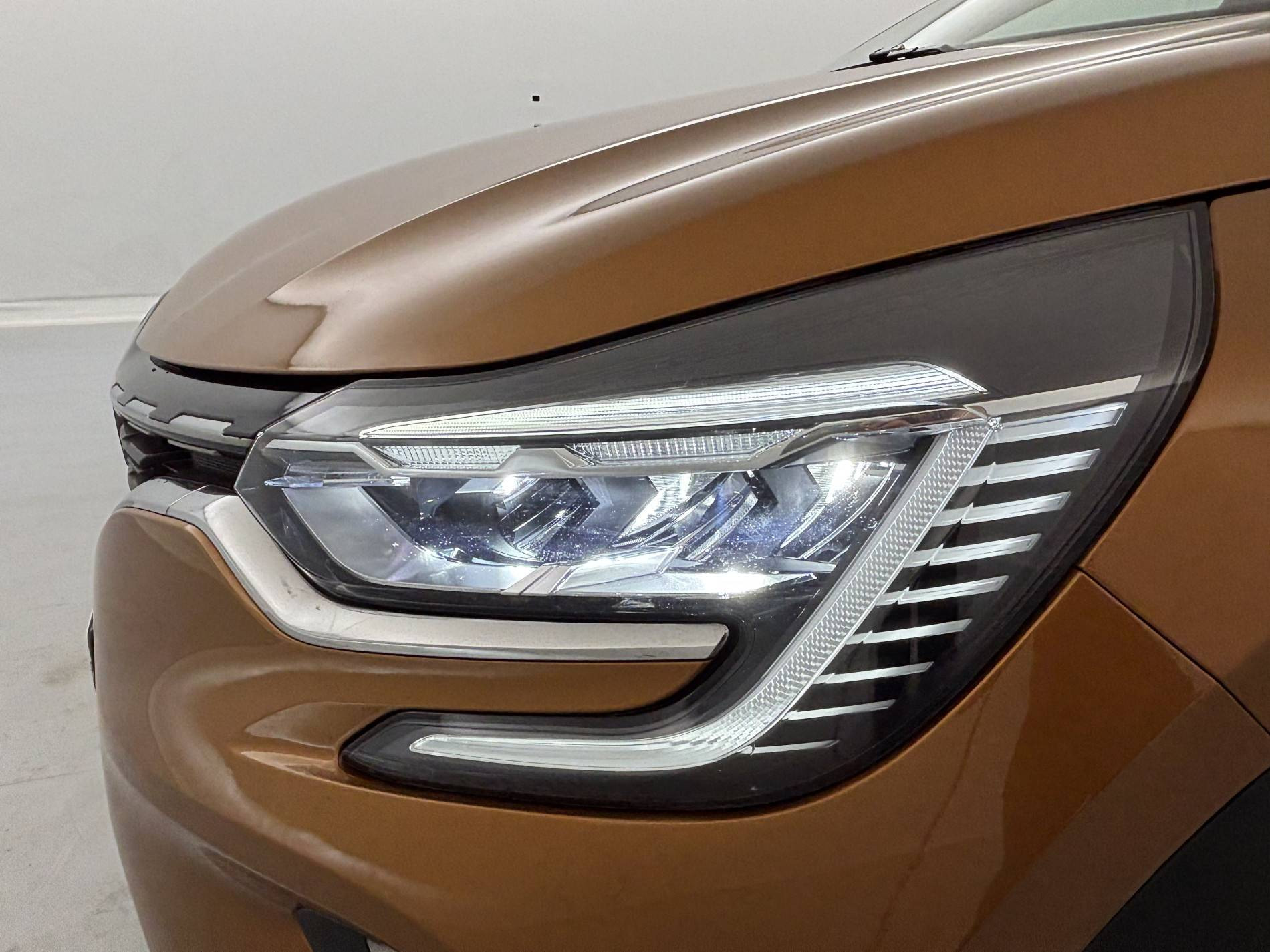 Vente en ligne Renault Captur  TCe 140 EDC - 21 au prix de 18 990 €