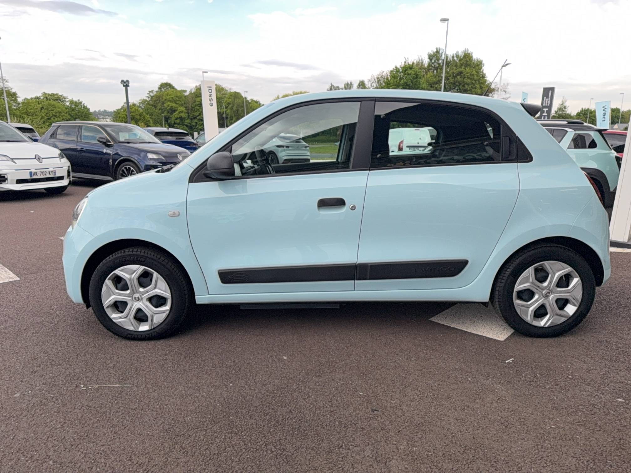 Vente en ligne Renault Twingo Electrique Twingo III E-Tech au prix de 10 990 €