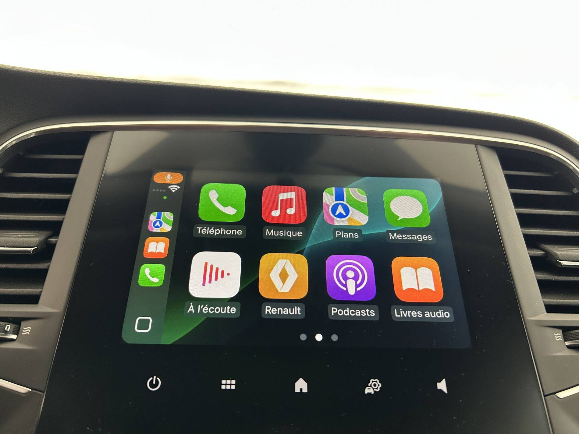 Vente en ligne Renault Megane 4  Blue dCi 115 EDC au prix de 13 990 €