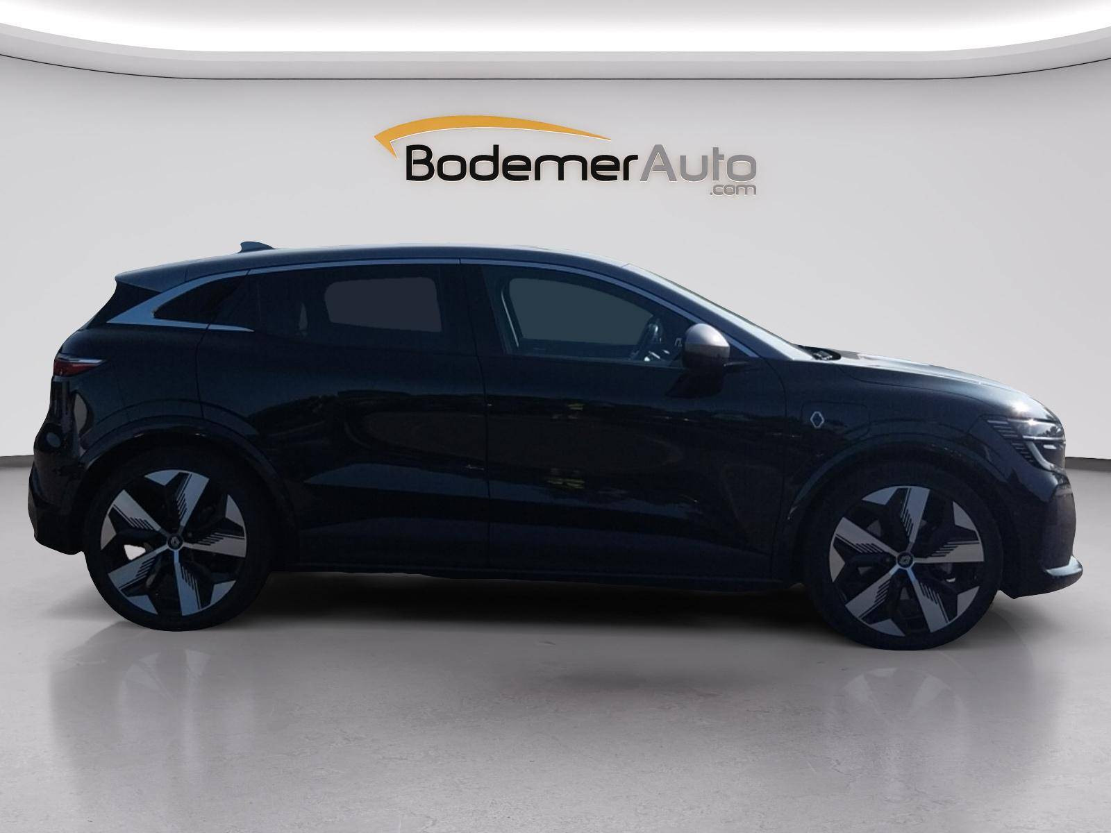 Vente en ligne Renault Megane E-Tech  EV60 220 ch super charge au prix de 23 490 €