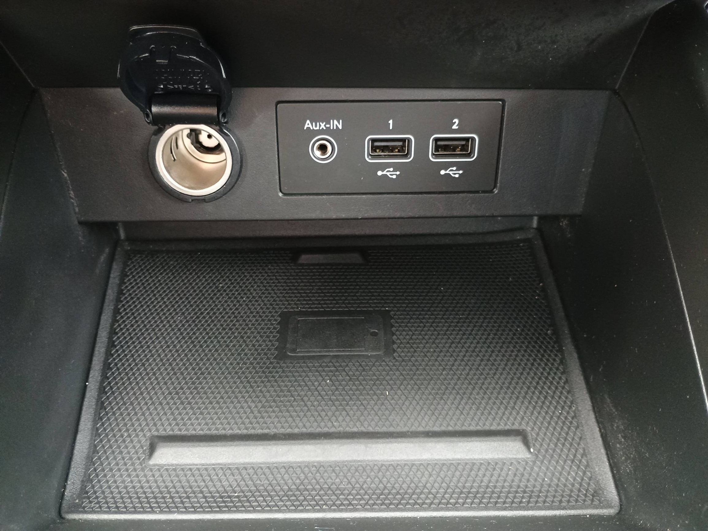 Vente en ligne Renault Clio 5 Clio E-Tech hybride 145 au prix de 20 490 €