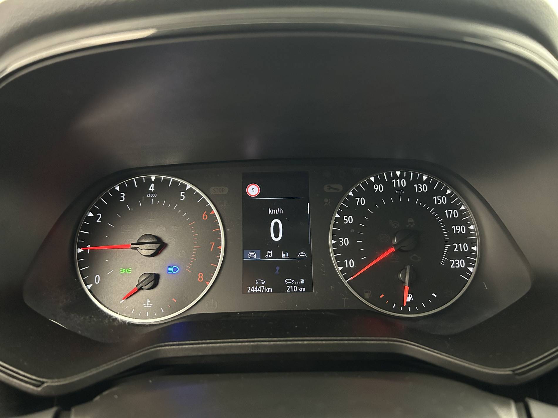 Vente en ligne Renault Clio 5 Clio TCe 90 au prix de 14 150 €