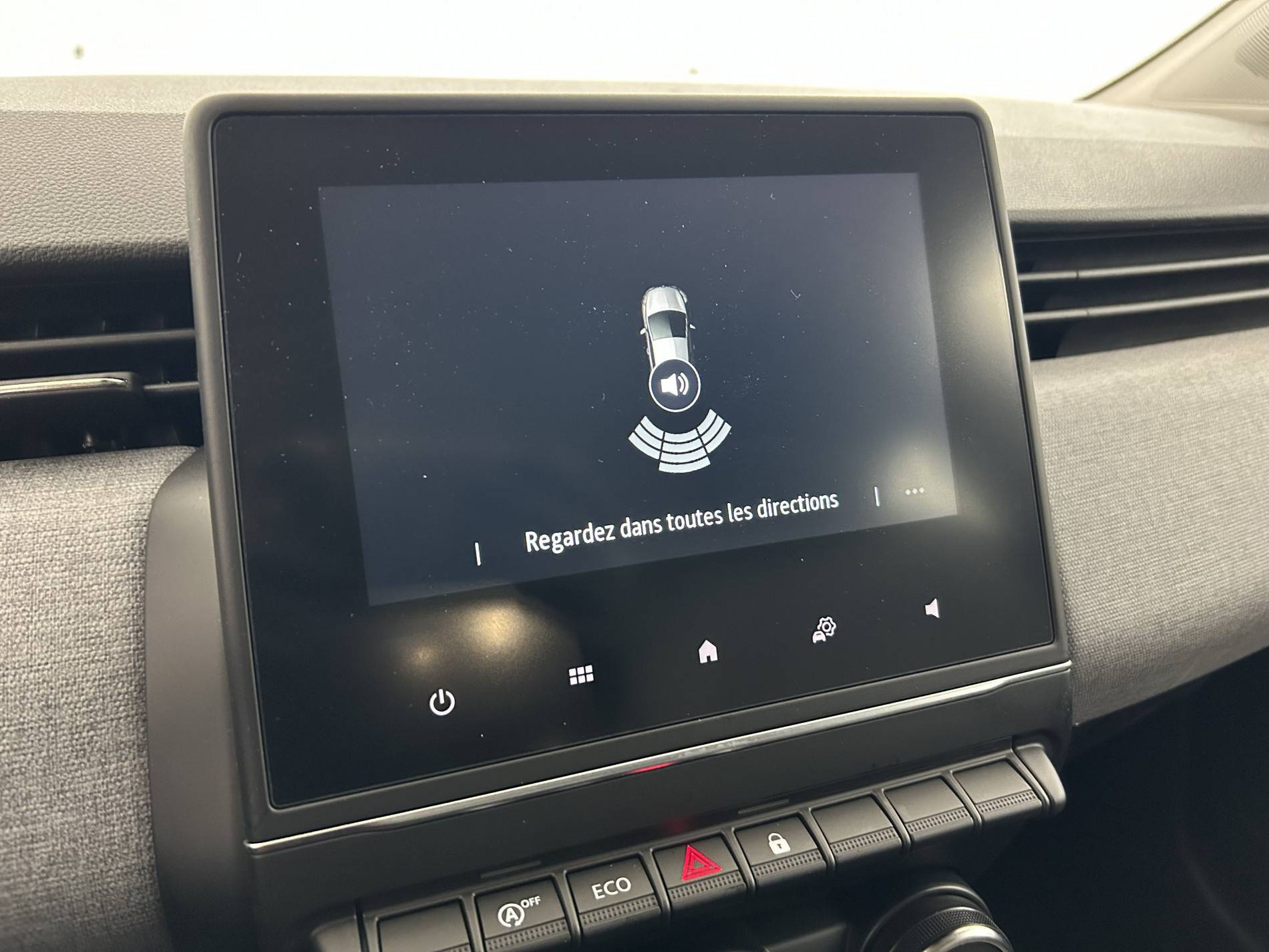 Vente en ligne Renault Clio 5 Clio Blue dCi 100 ch GSR2 au prix de 18 590 €