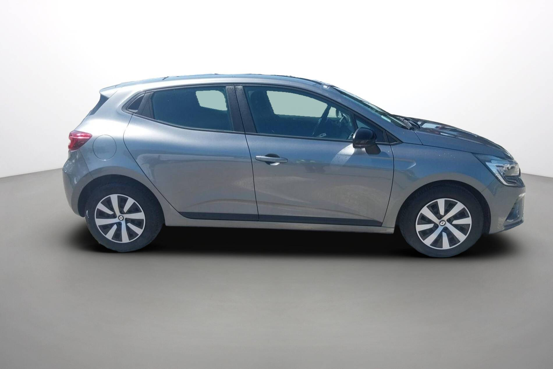 Vente en ligne Renault Clio 5 Clio TCe 90 au prix de 14 400 €