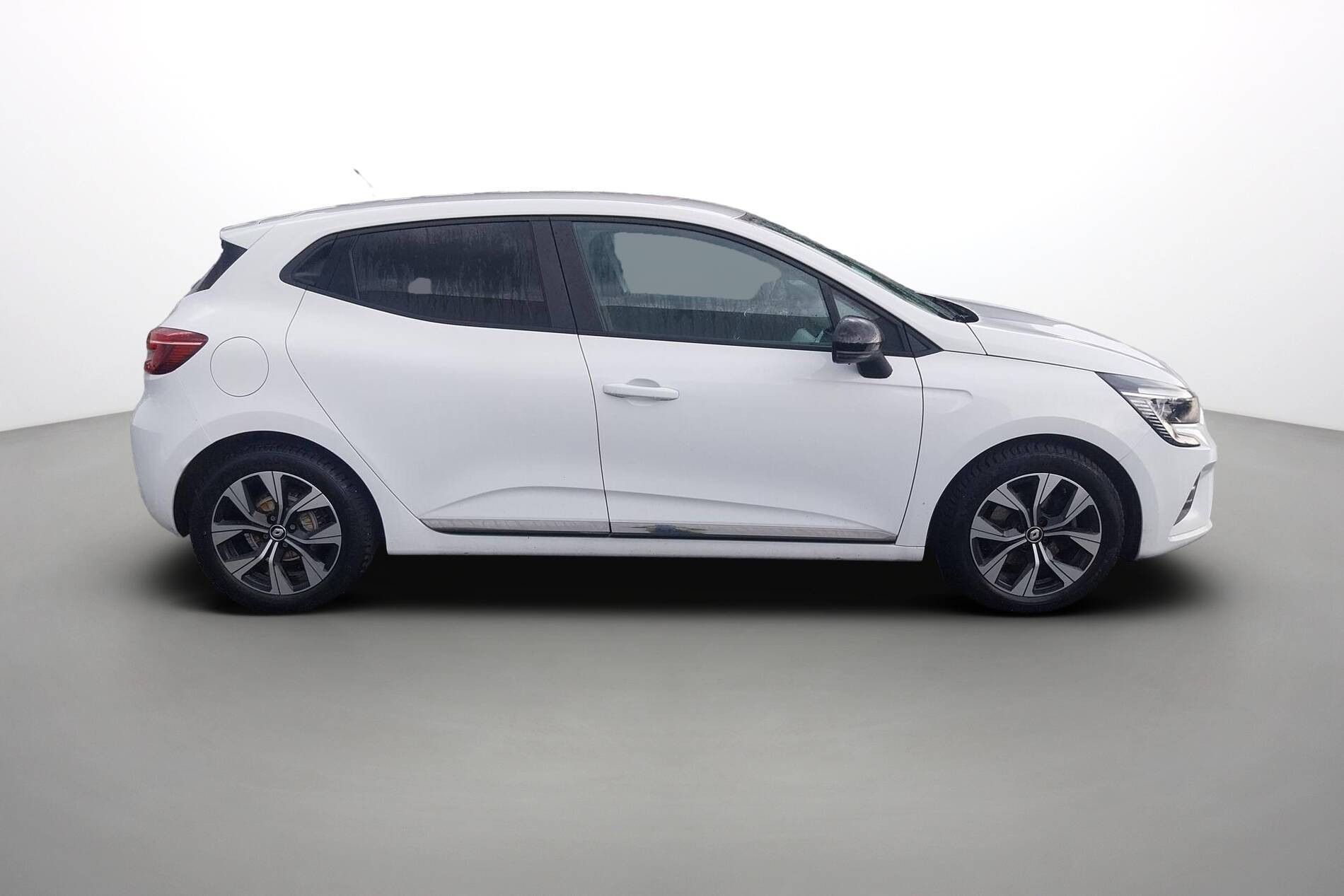 Vente en ligne Renault Clio 5 CLIO SOCIETE BLUE DCI 100 au prix de 14 990 €