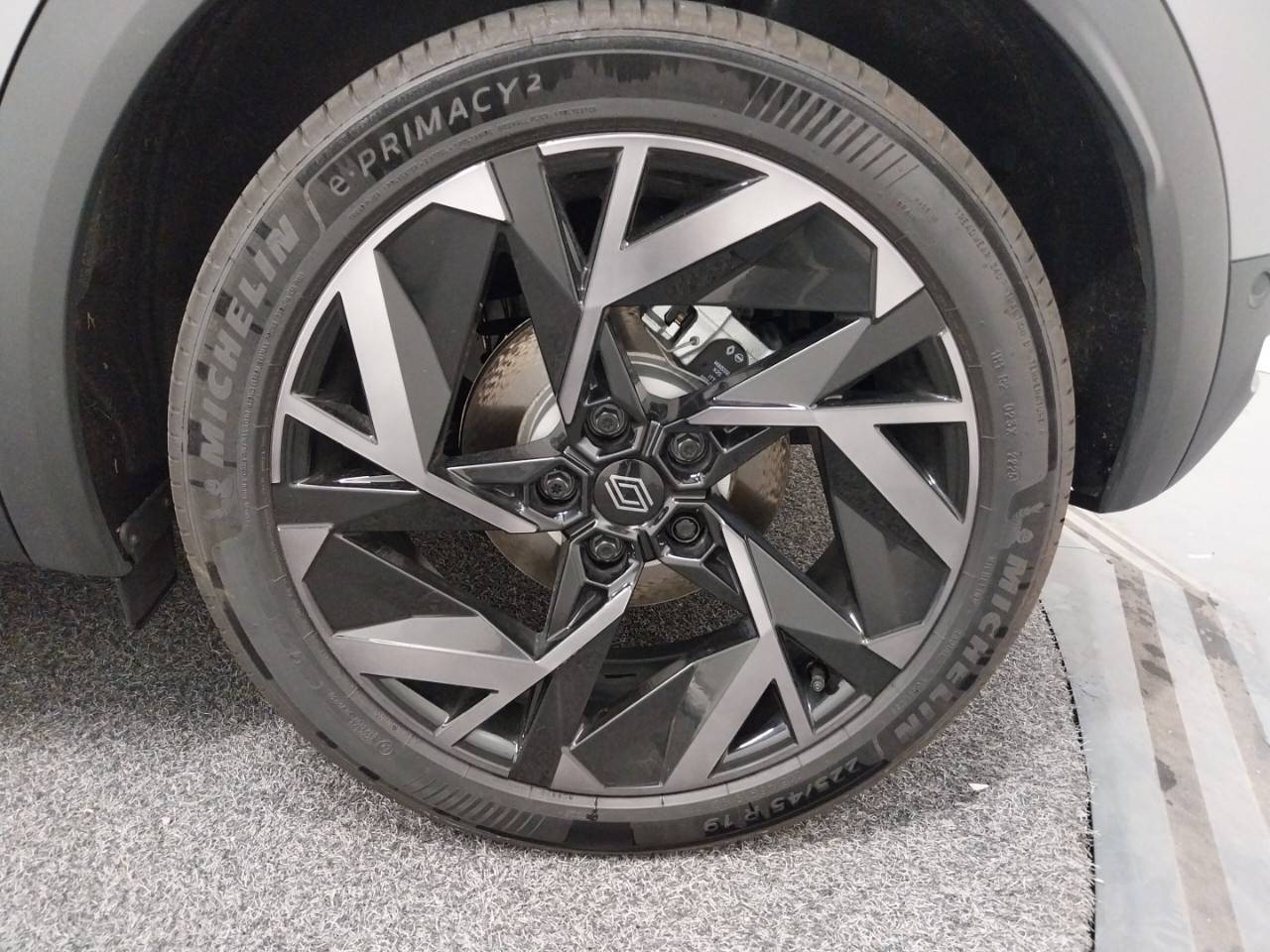 Vente en ligne Renault Captur  E-Tech full hybrid 160 ch au prix de 36 300 €