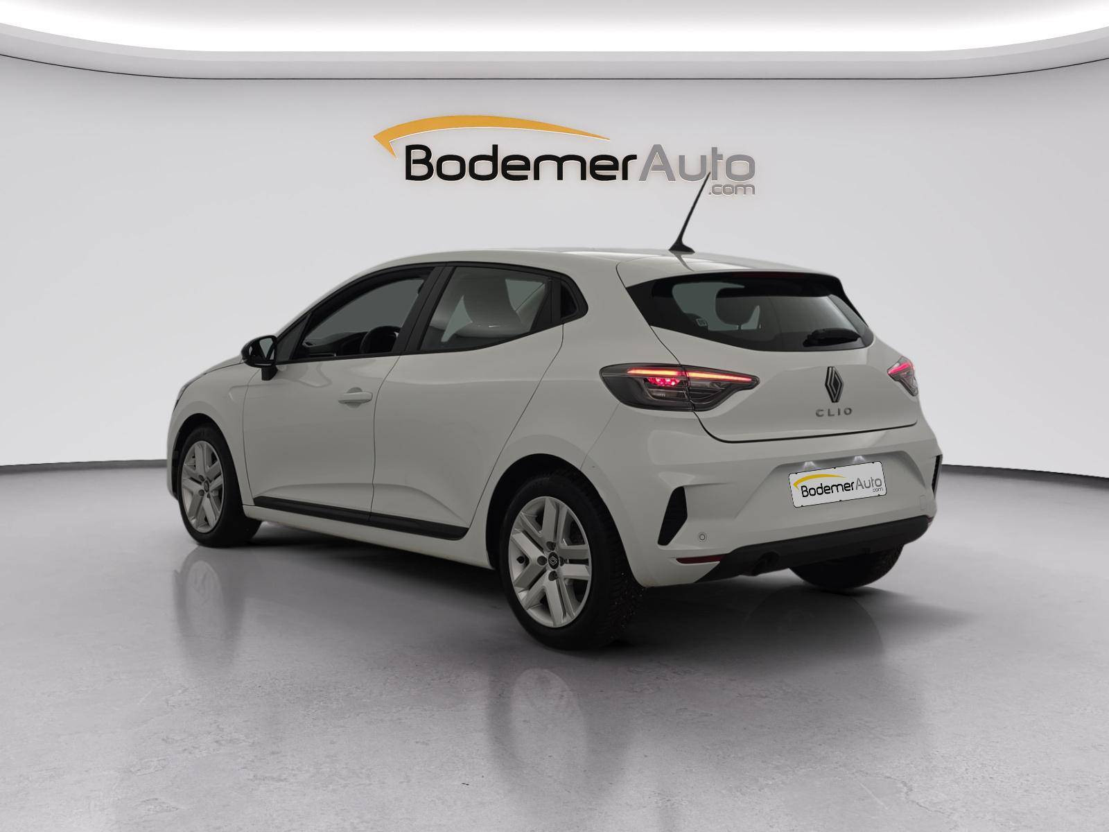Vente en ligne Renault Clio 5 Clio Eco-G 100 ch GSR2 au prix de 14 991 €
