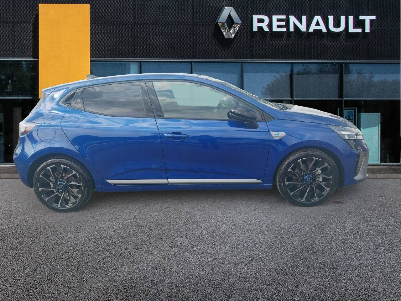 Vente en ligne Renault Clio 5 Clio E-Tech full hybrid 145 au prix de 20 990 €