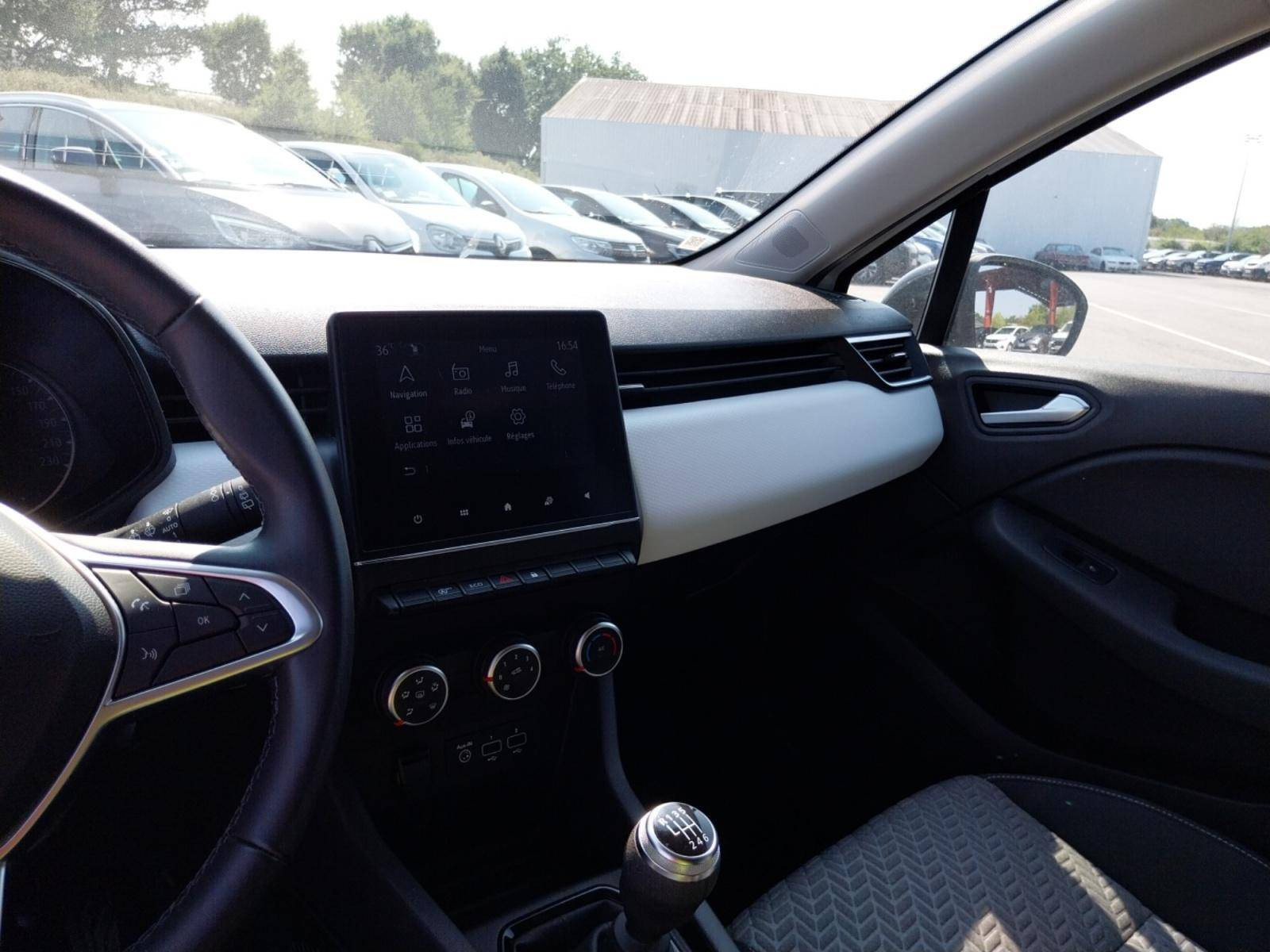 Vente en ligne Renault Clio 5 Clio TCe 90 au prix de 12 990 €