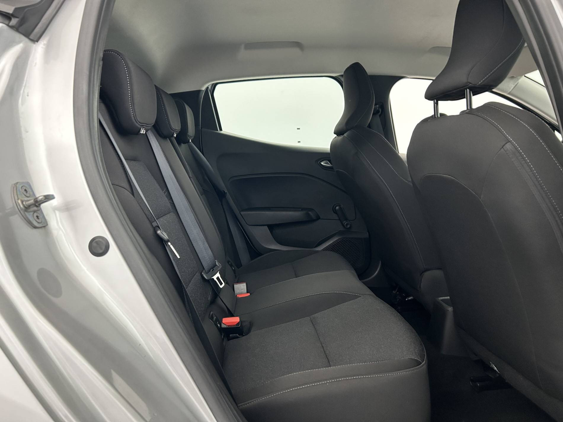 Vente en ligne Renault Clio 5 Clio TCe 90 au prix de 13 500 €