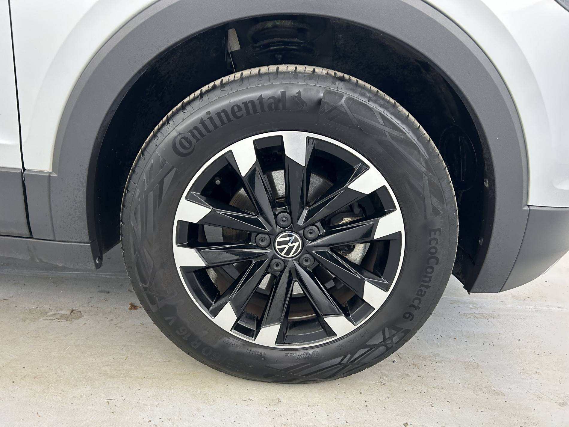 Vente en ligne Volkswagen T-Cross  1.0 TSI 110 Start/Stop DSG7 au prix de 22 990 €