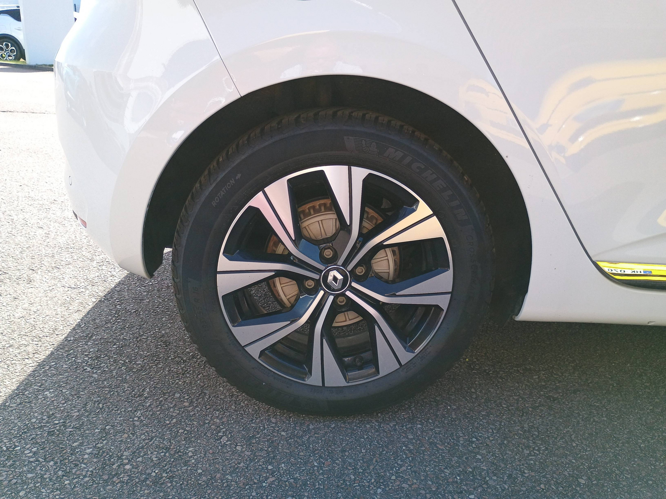 Vente en ligne Renault Clio 5 Clio Blue dCi 100 au prix de 13 991 €