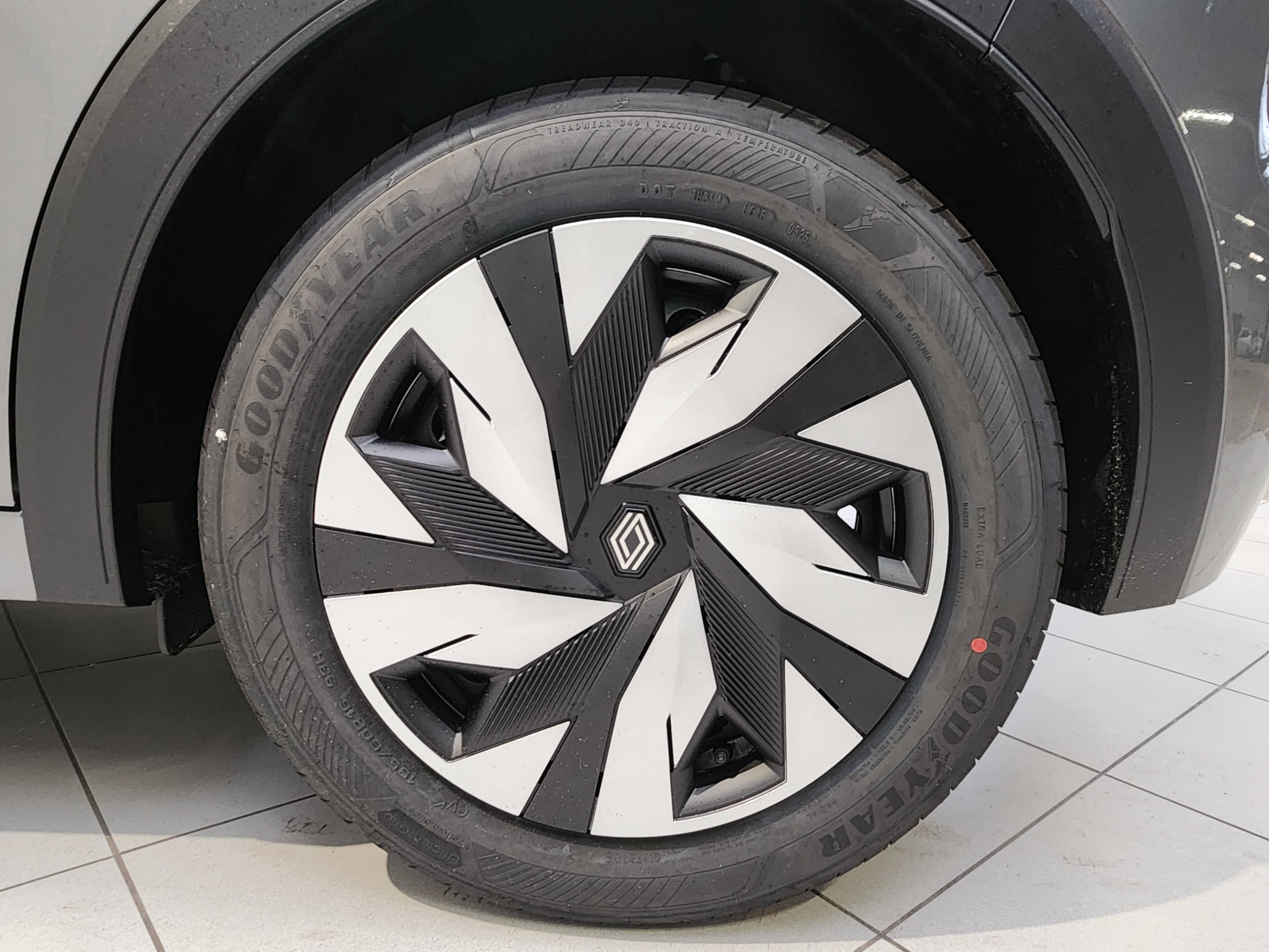 Vente en ligne Renault Clio 6 Clio TCe 115 ch au prix de 19 690 €