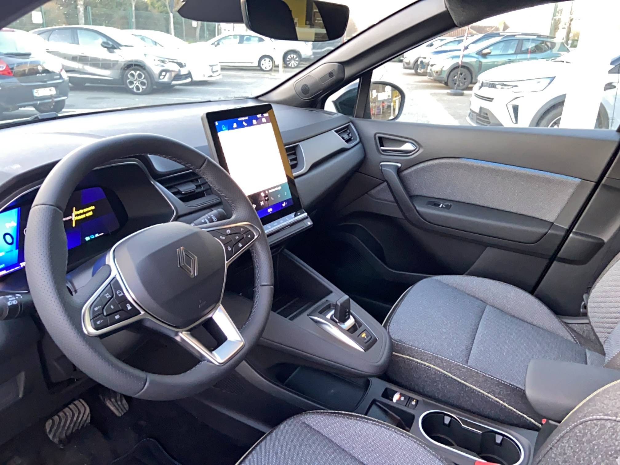 Vente en ligne Renault Symbioz  E-Tech full hybrid 160 ch au prix de 33 990 €