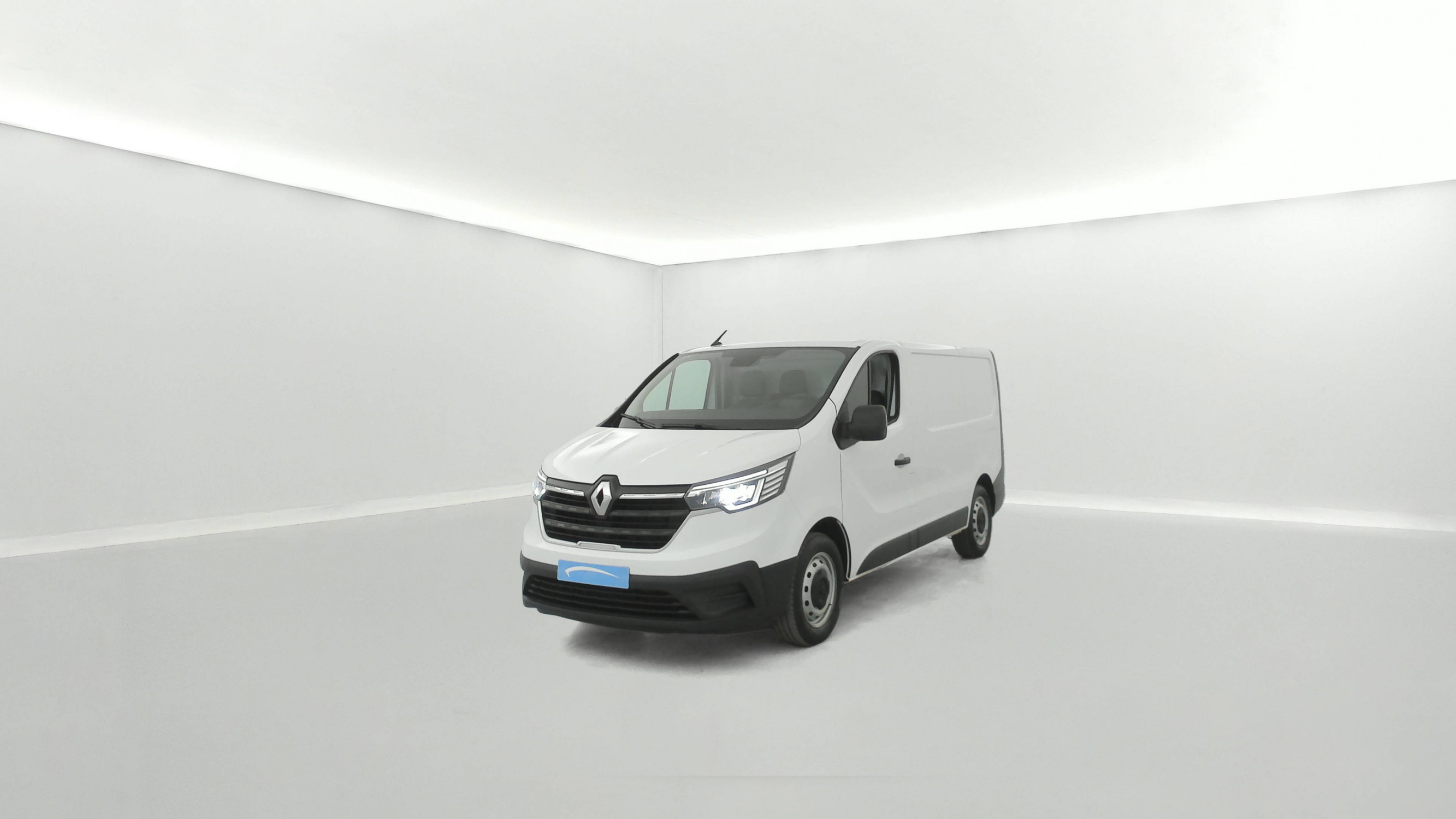 Renault Trafic 3 Fourgon TRAFIC FG BLUE DCI 130 L1H1 3T GSR2 occasion de 2024 en vente à Concarneau