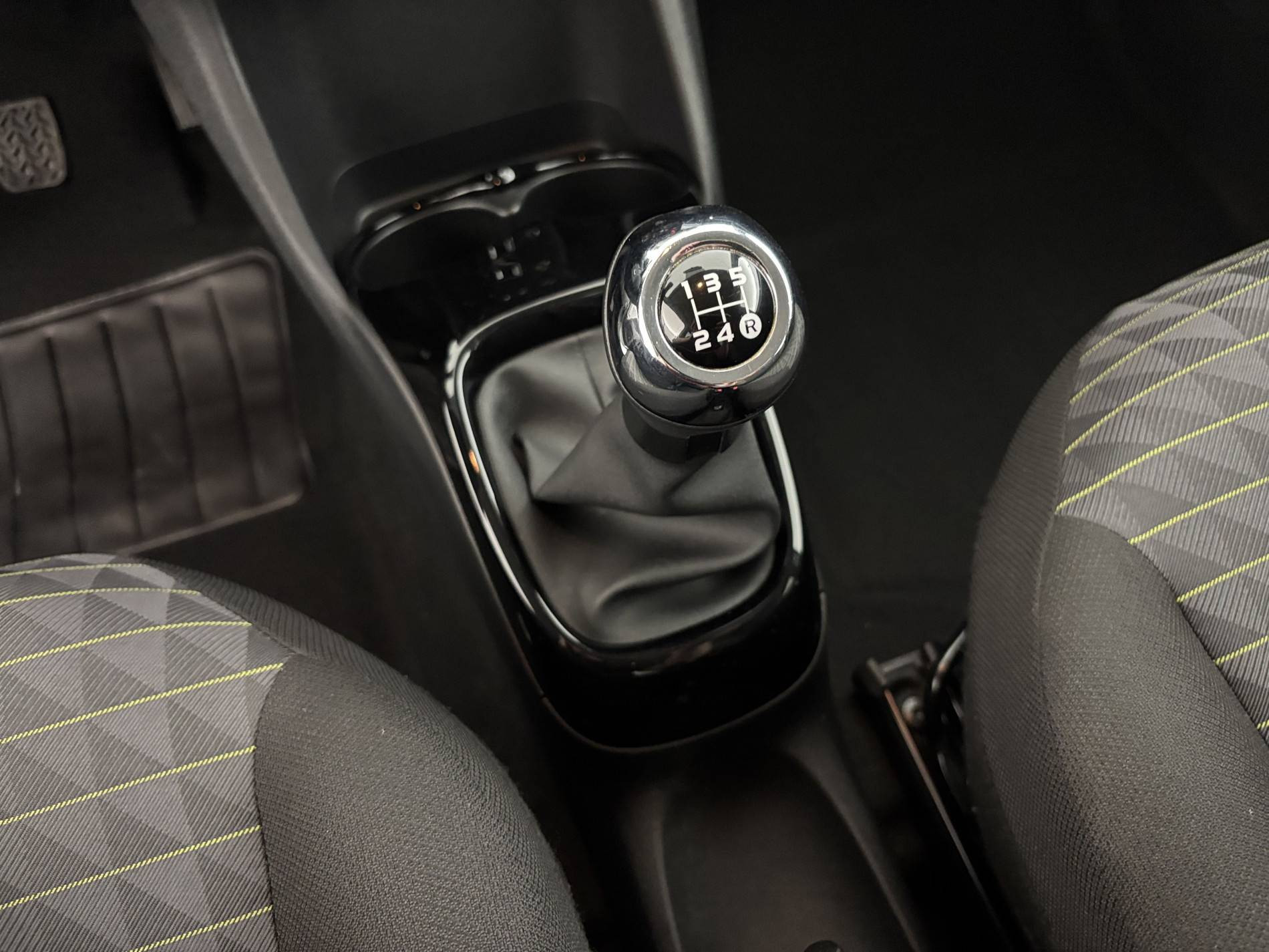 Vente en ligne Peugeot 108  VTi 72ch S&S BVM5 au prix de 9 990 €
