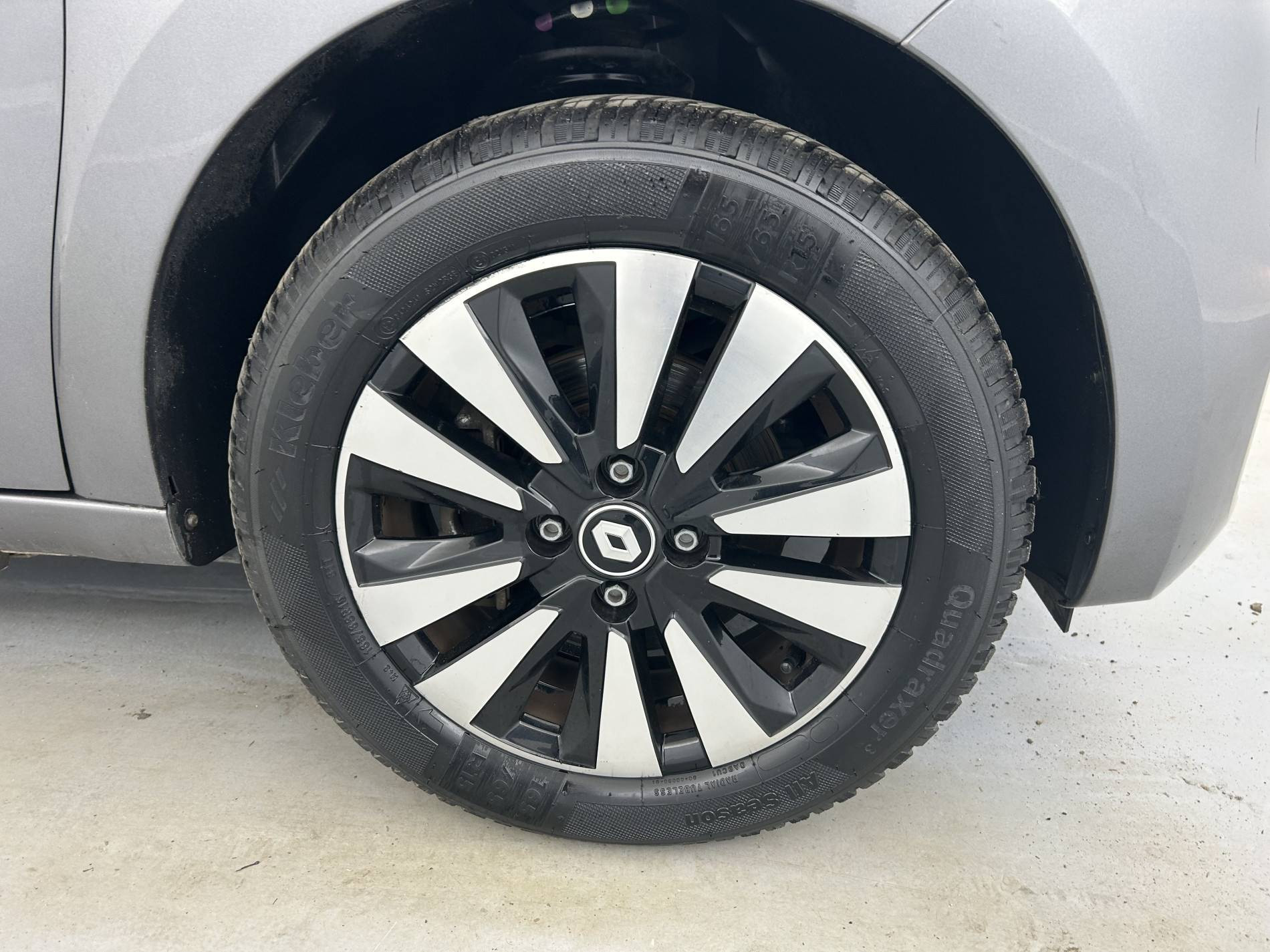 Vente en ligne Renault Twingo Electrique Twingo III E-Tech au prix de 11 990 €