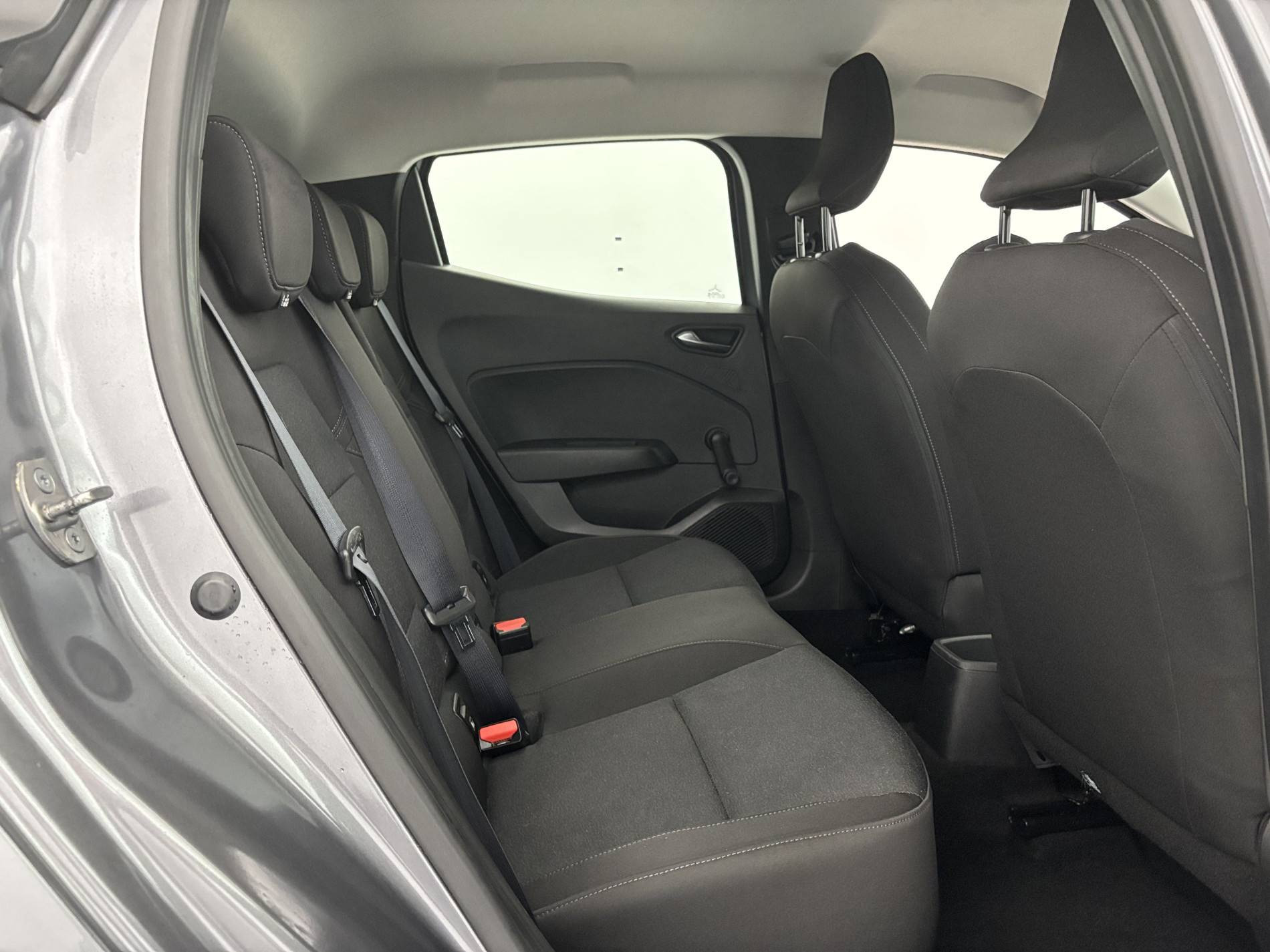 Vente en ligne Renault Clio 5 Clio TCe 90 au prix de 13 990 €