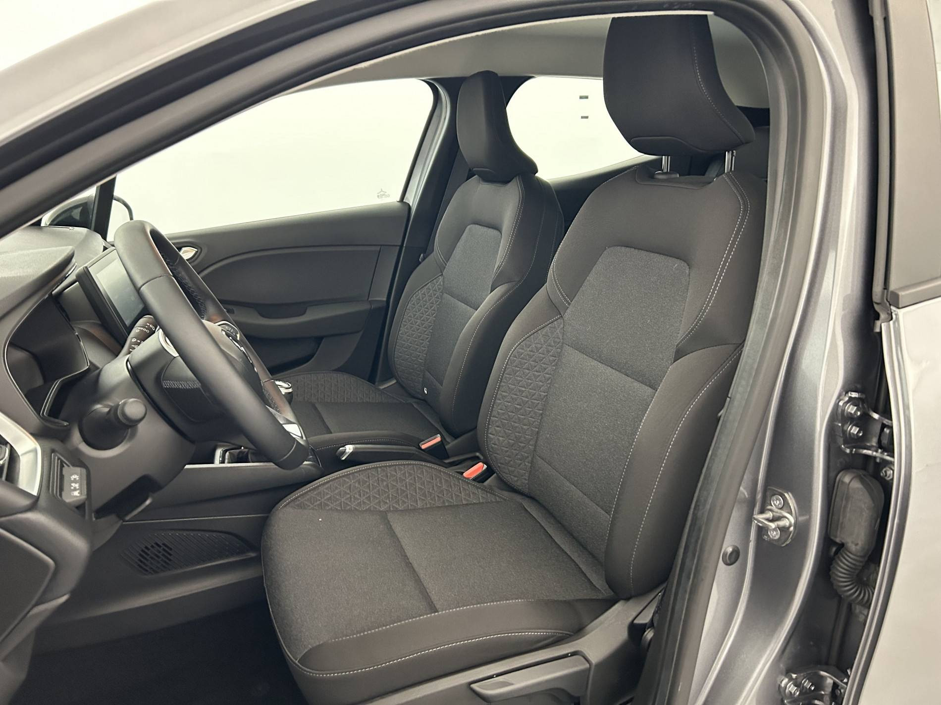 Vente en ligne Renault Clio 5 Clio TCe 90 au prix de 14 500 €