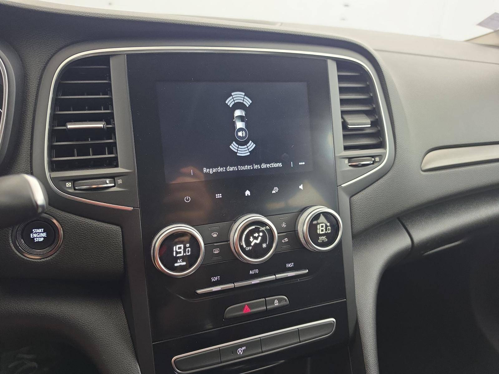 Vente en ligne Renault Megane 4  TCe 140 au prix de 15 490 €