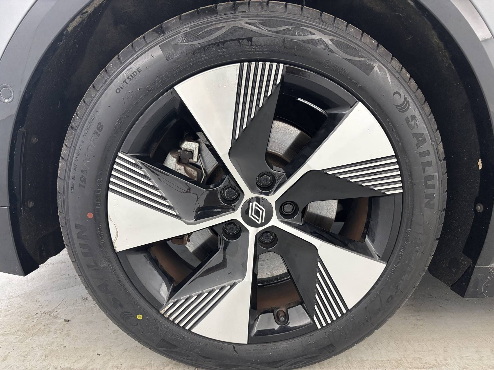 Vente en ligne Renault Megane E-Tech  EV40 130ch standard charge au prix de 20 990 €