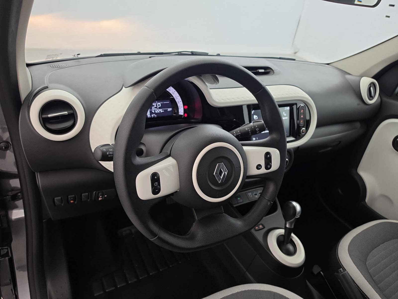 Vente en ligne Renault Twingo Electrique Twingo III E-Tech au prix de 12 990 €