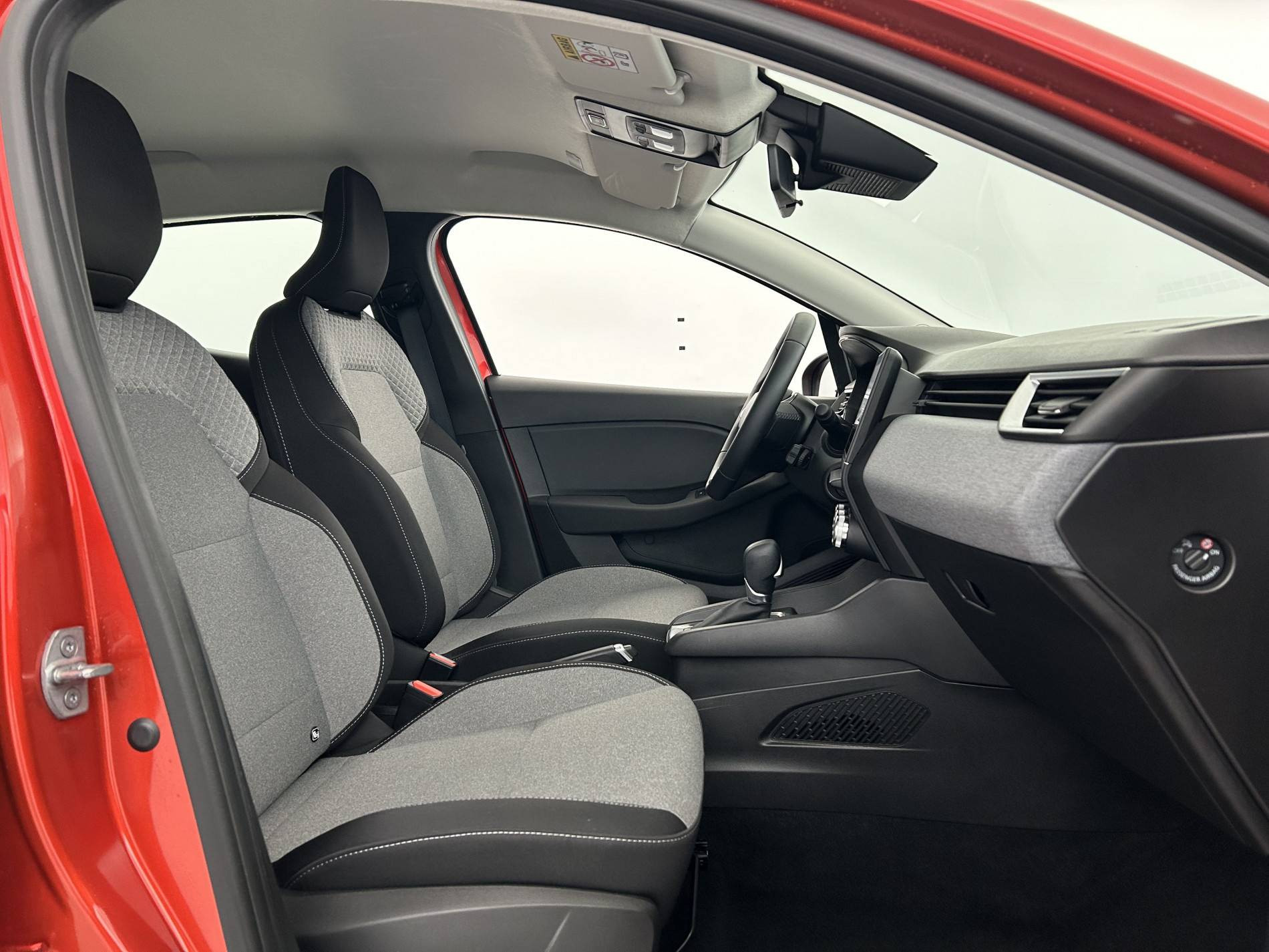 Vente en ligne Renault Clio 5 Clio E-Tech full hybrid 145 ch GSR2 au prix de 19 990 €