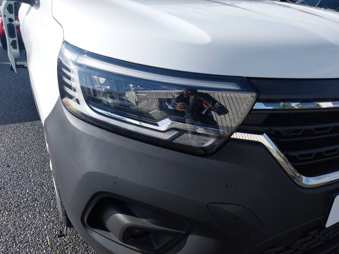 Vente en ligne Renault Kangoo Van  FG TOLE BLUE DCI 95 L1 GSR2 au prix de 32 160 €