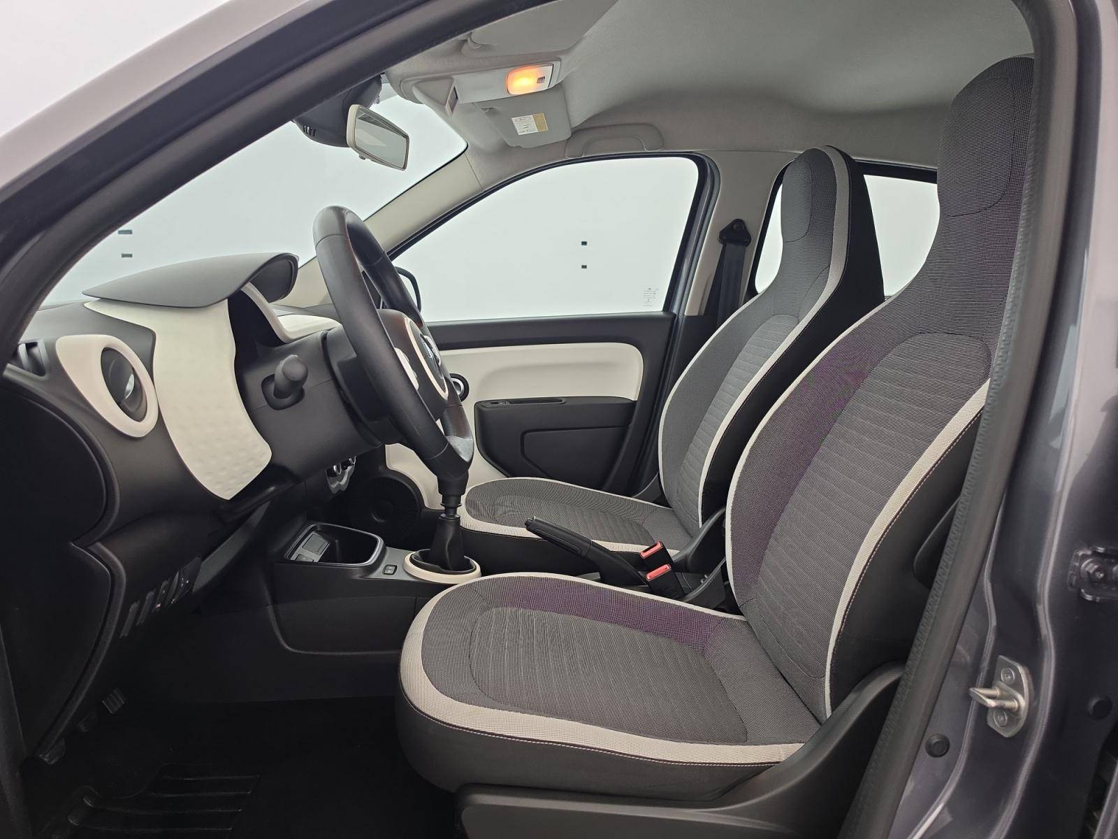 Vente en ligne Renault Twingo 3  TCe 95 au prix de 10 990 €