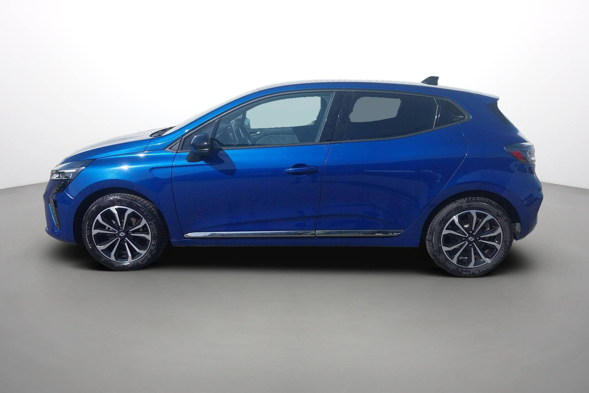 Vente en ligne Renault Clio 5 Clio TCe 90 ch GSR2 au prix de 18 990 €