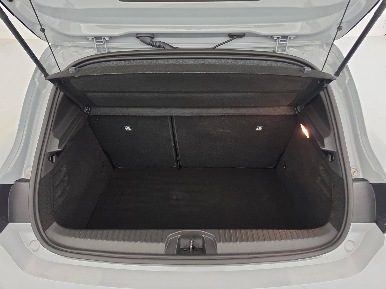 Vente en ligne Renault Clio 5 Clio E-Tech full hybrid 145 au prix de 18 390 €