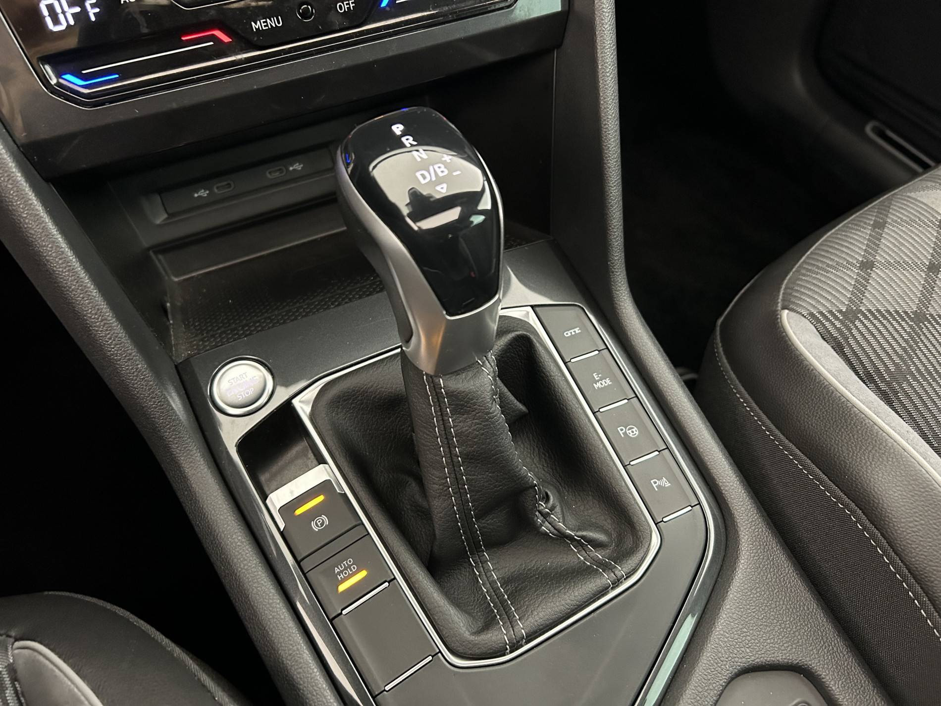 Vente en ligne Volkswagen Tiguan  1.4 eHybrid 245ch DSG6 au prix de 35 990 €