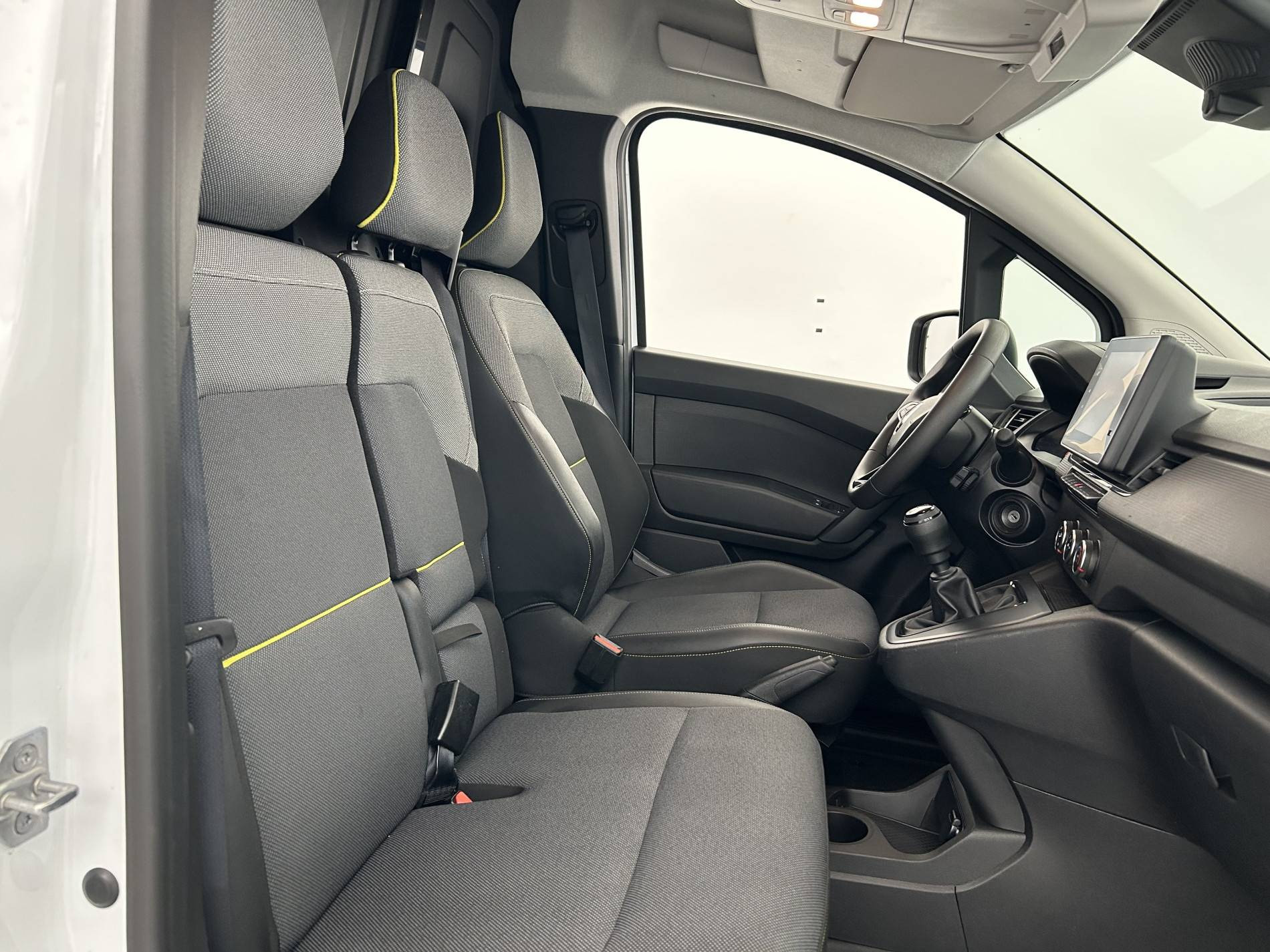 Vente en ligne Renault Kangoo Van  BLUE DCI 95 au prix de 18 590 €
