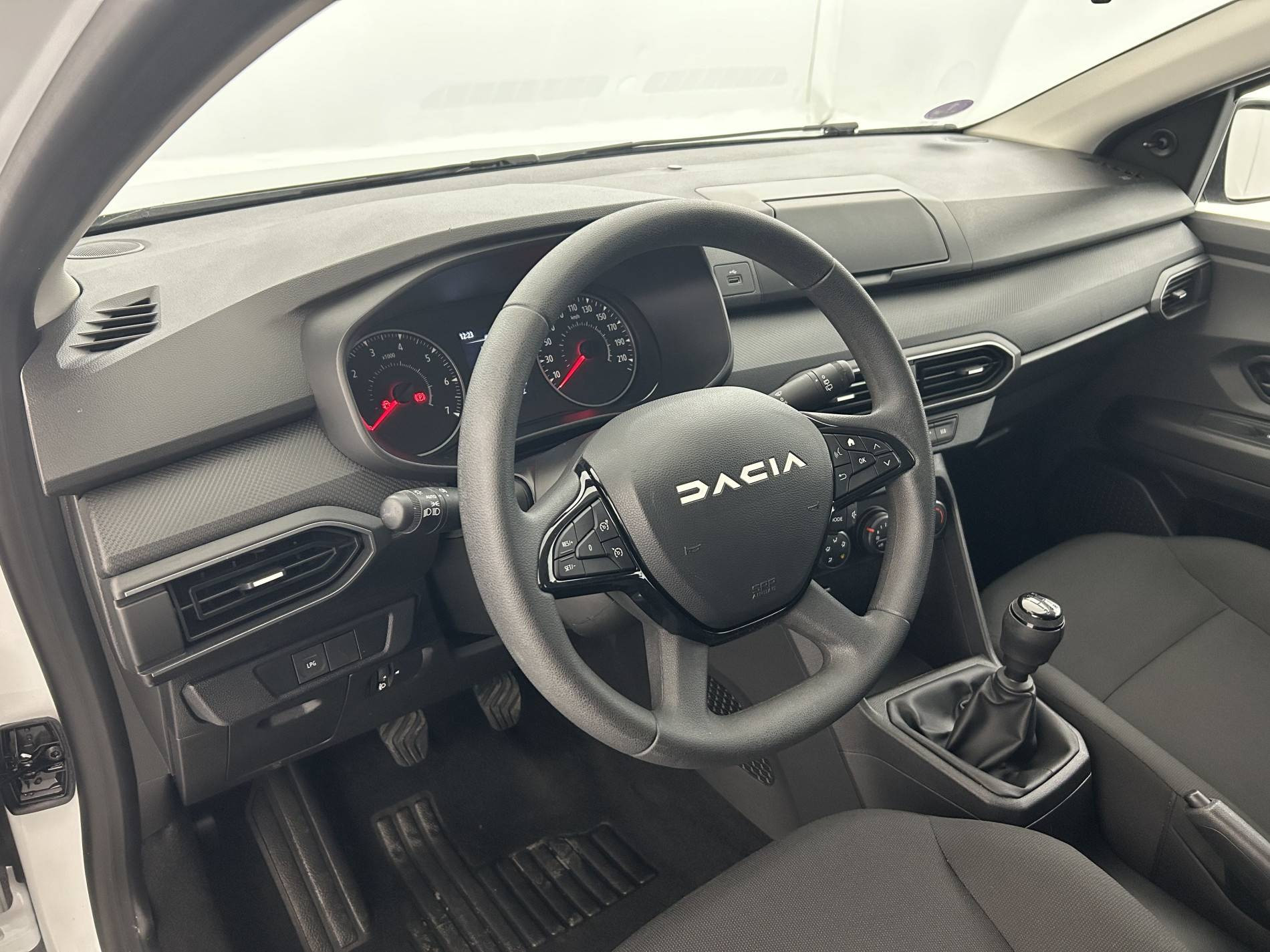 Vente en ligne Dacia Sandero  ECO-G 100 au prix de 11 490 €