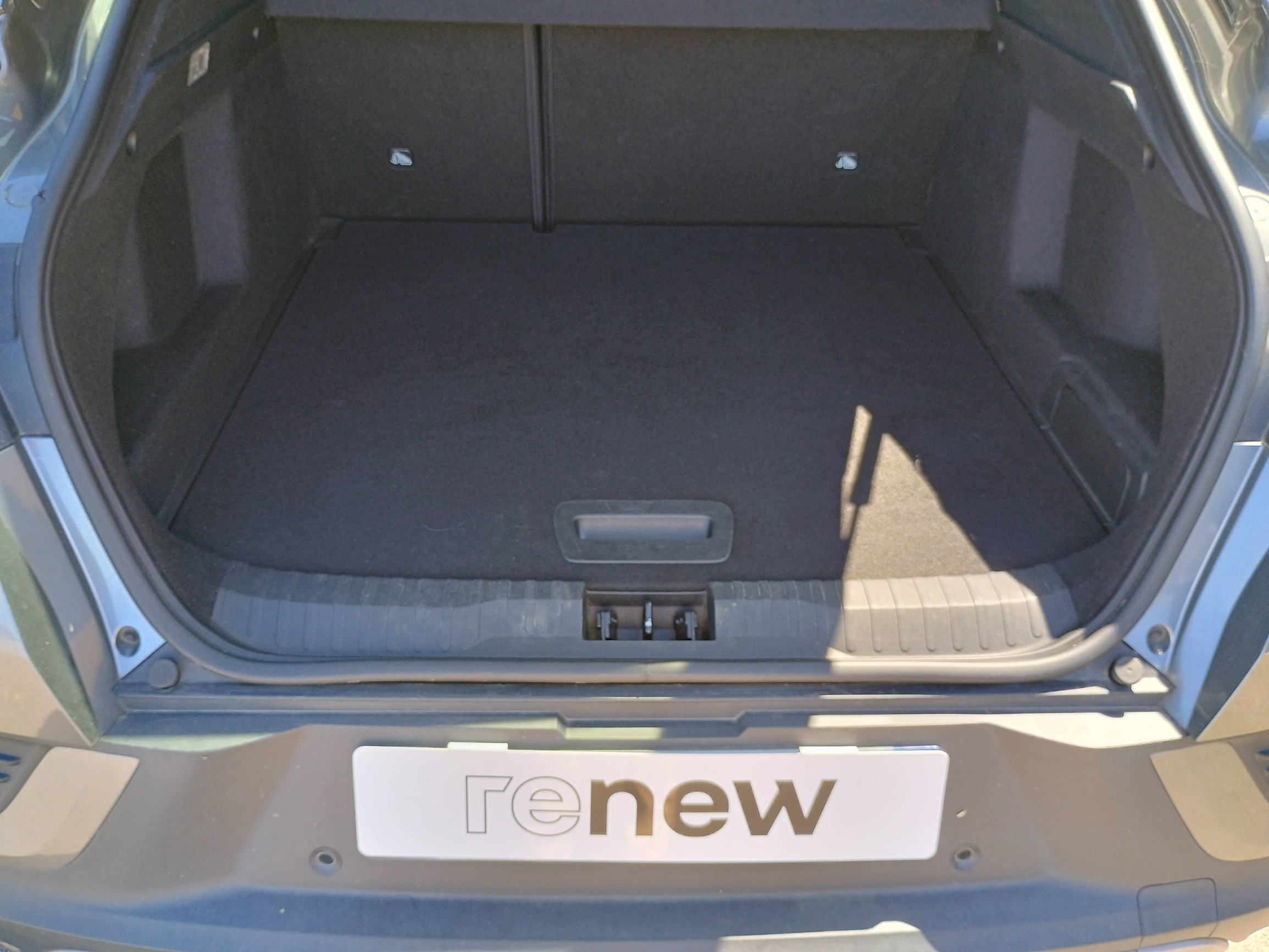 Vente en ligne Renault Arkana  E-Tech hybride 145 - 22 au prix de 21 991 €