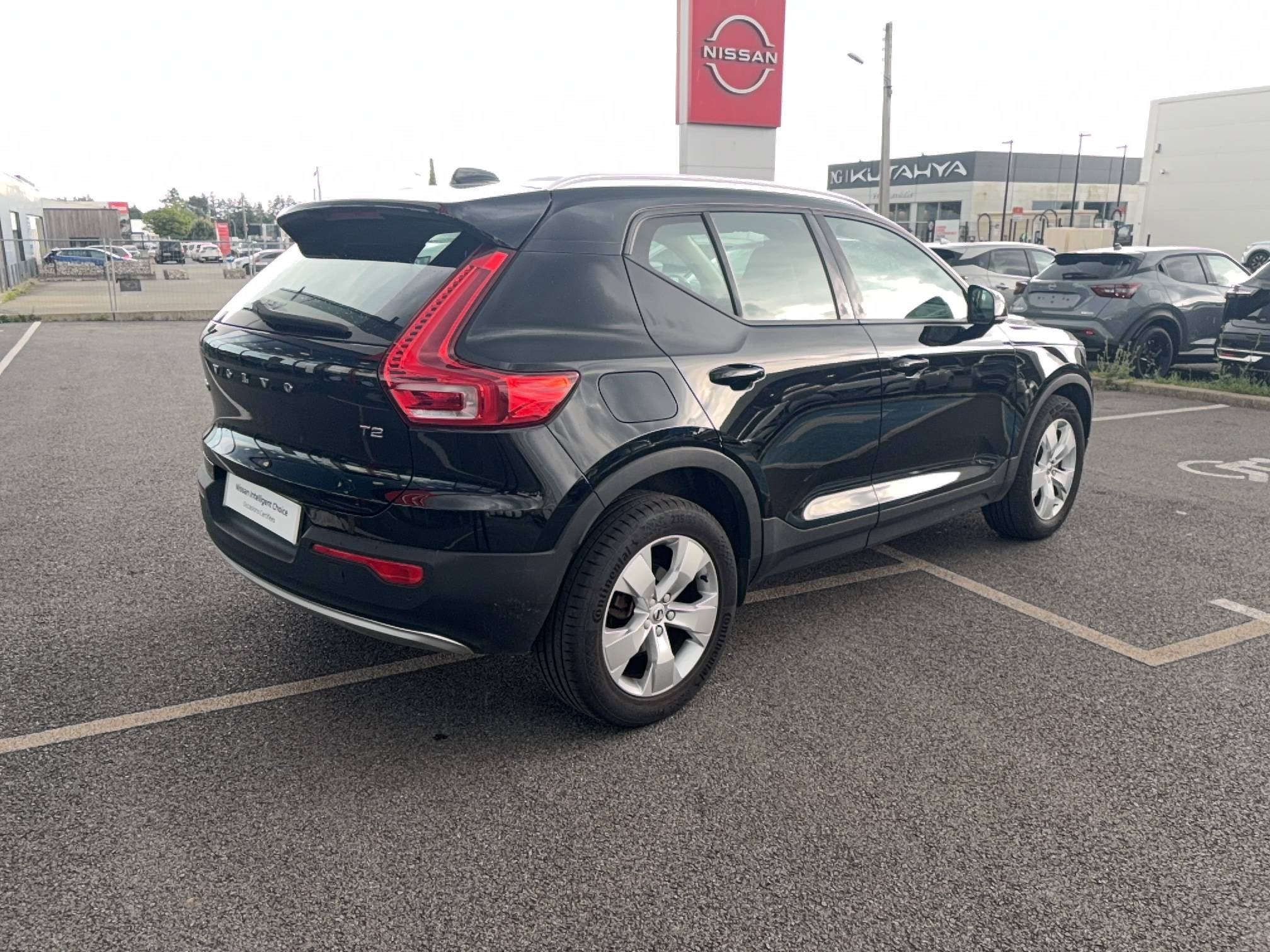 Vente en ligne Volvo XC40 XC40 T2 129 ch au prix de 21 490 €