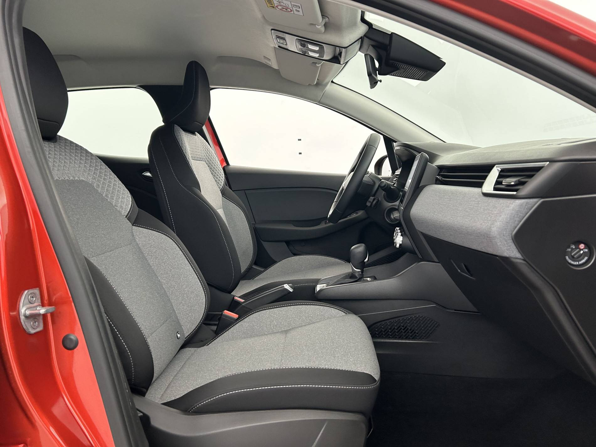 Vente en ligne Renault Clio 5 Clio E-Tech full hybrid 145 ch GSR2 au prix de 20 490 €