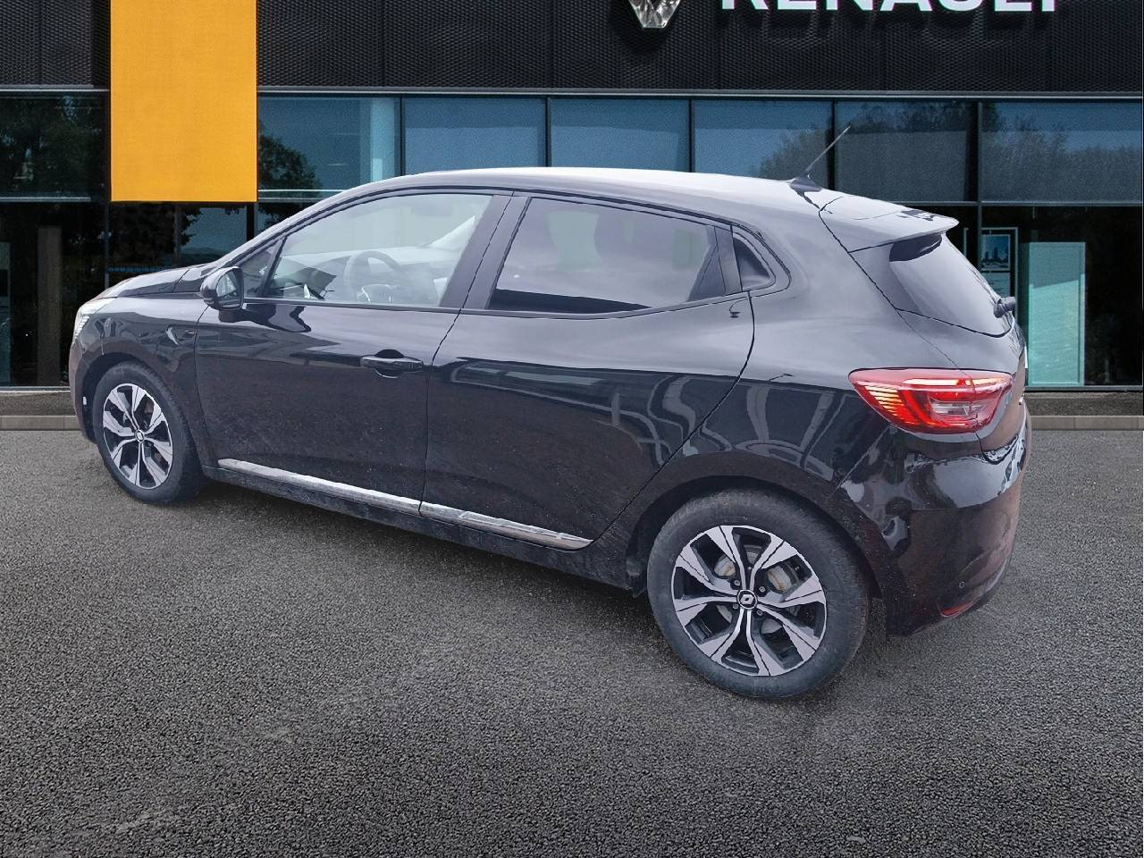 Vente en ligne Renault Clio 5 Clio E-Tech full hybrid 145 au prix de 17 590 €