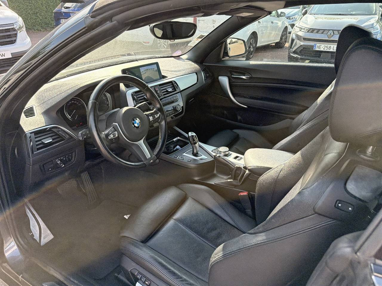 Vente en ligne Bmw Série 2 Cabriolet 218i 136 ch BVA8 au prix de 19 590 €