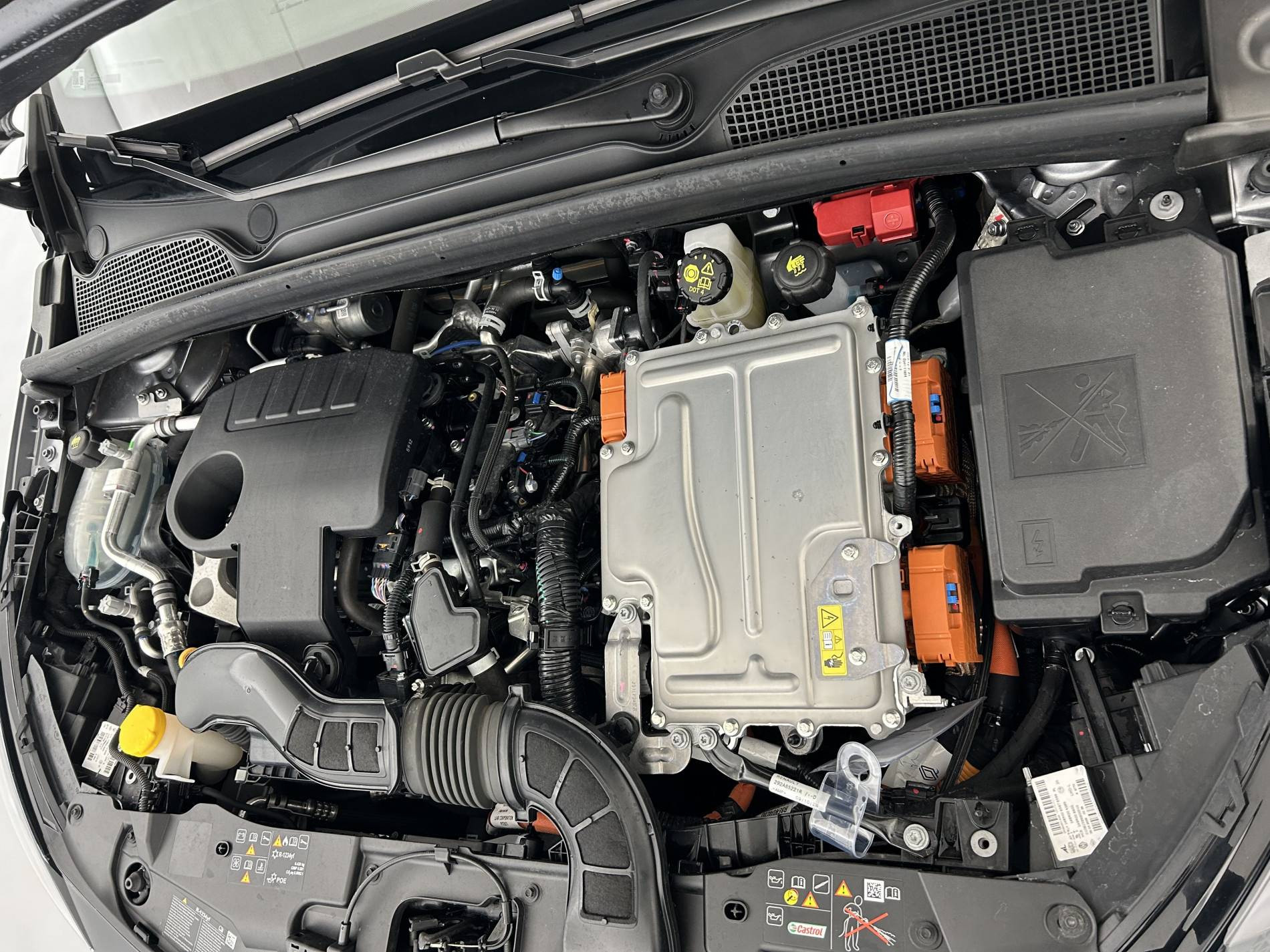 Vente en ligne Renault Clio 5 Clio E-Tech full hybrid 145 ch GSR2 au prix de 19 990 €