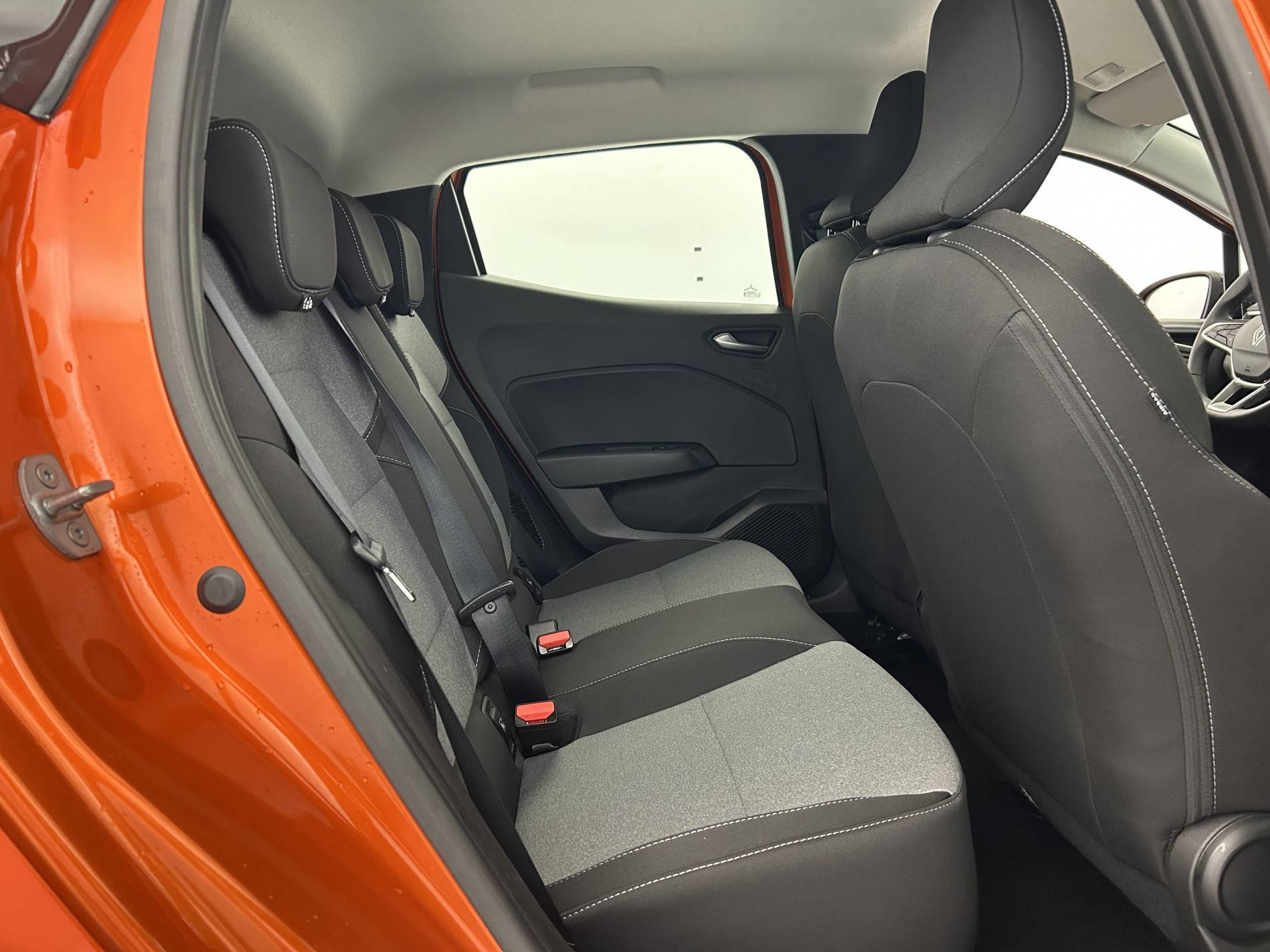 Vente en ligne Renault Clio 5 Clio E-Tech full hybrid 145 ch GSR2 au prix de 19 590 €