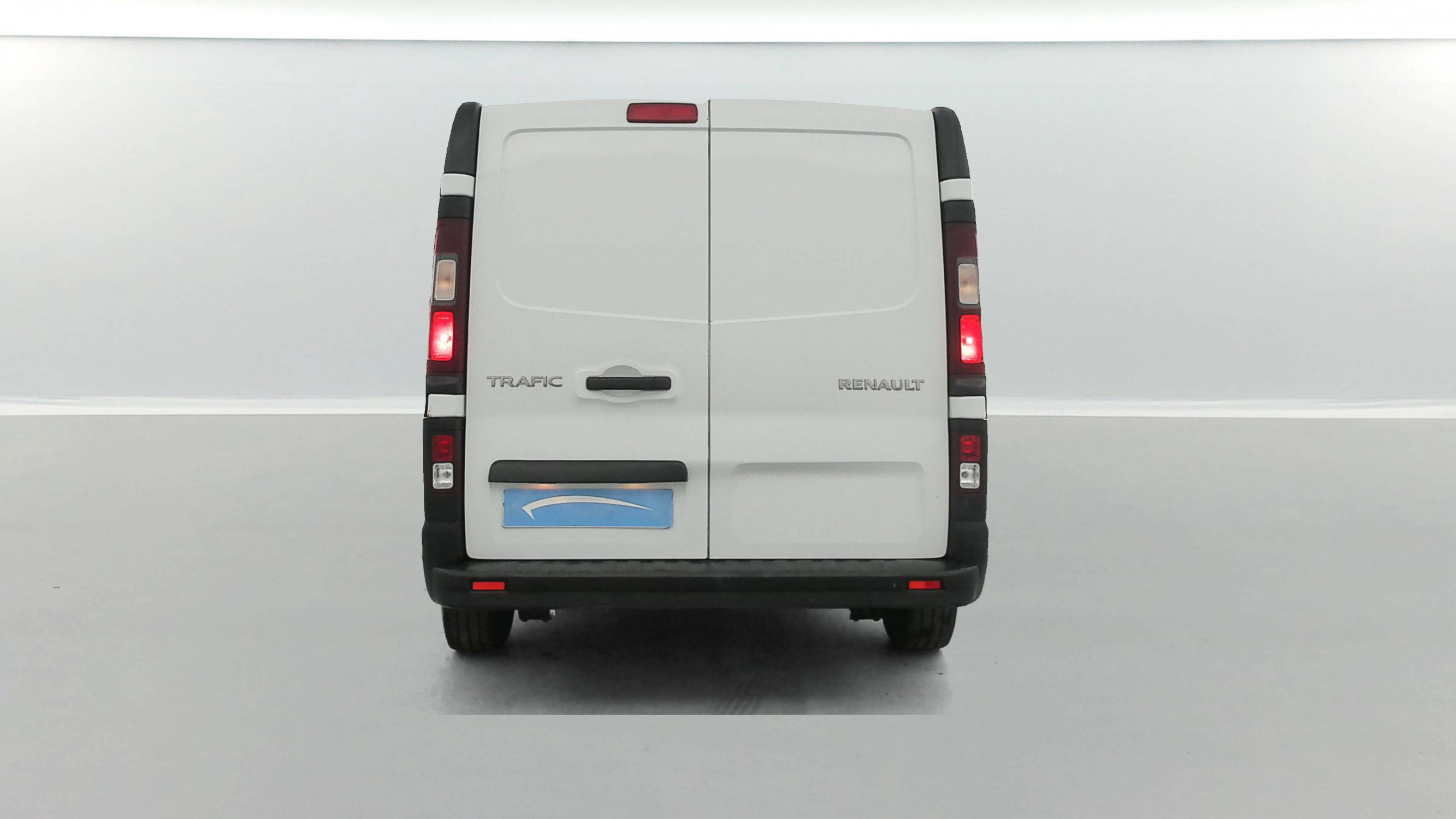 Vente en ligne Renault Trafic 3 Fourgon TRAFIC FGN L2H1 3000 KG BLUE DCI 130 au prix de 22 490 €