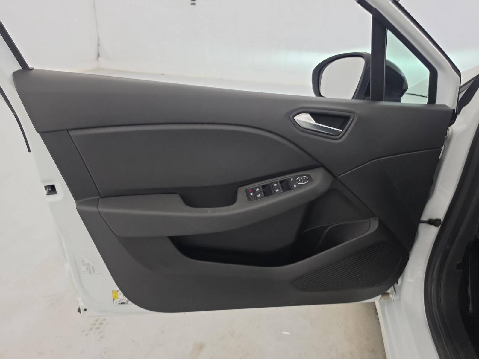 Vente en ligne Renault Clio 5 Clio TCe 90 au prix de 13 890 €