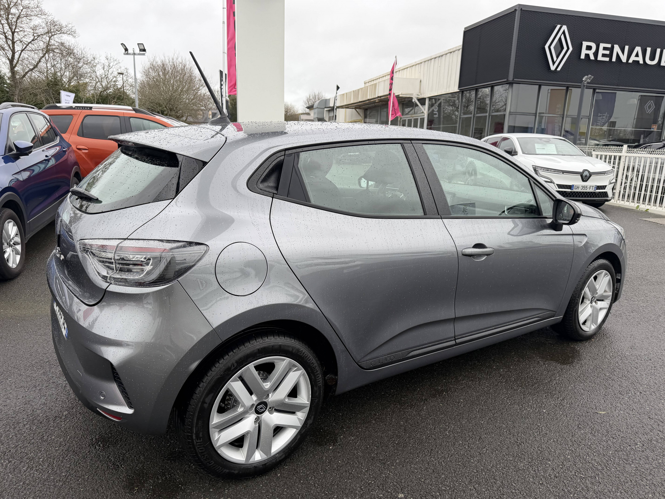 Vente en ligne Renault Clio 5 Clio TCe 90 ch GSR2 au prix de 15 790 €