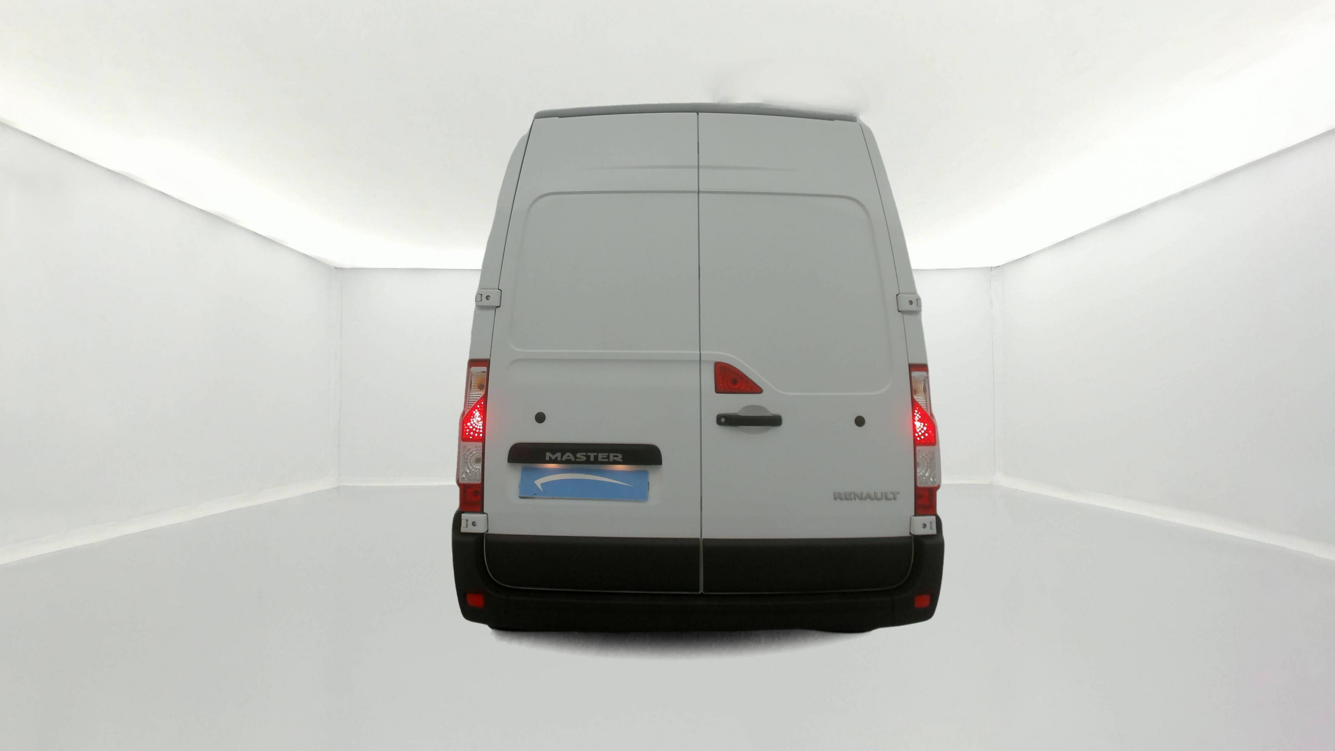 Vente en ligne Renault Master Fourgon MASTER FGN TRAC F3500 L3H3 BLUE DCI 135 au prix de 26 490 €