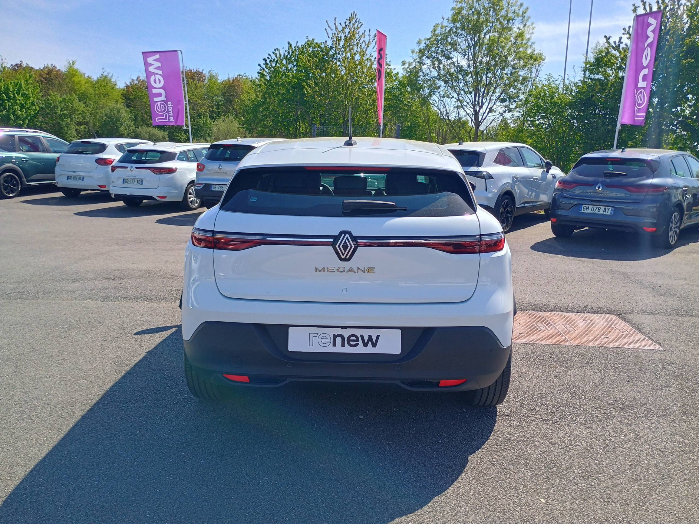 Vente en ligne Renault Megane E-Tech  EV60 130ch super charge au prix de 23 190 €