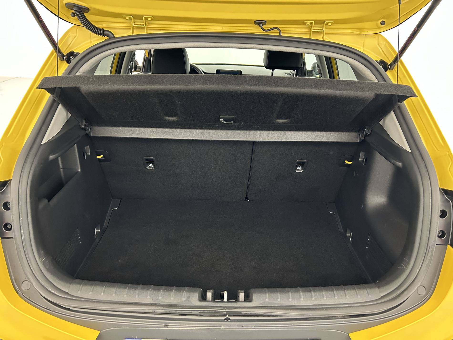 Vente en ligne Kia Stonic  1.0 T-GDi 120 ch MHEV DCT7 au prix de 17 500 €