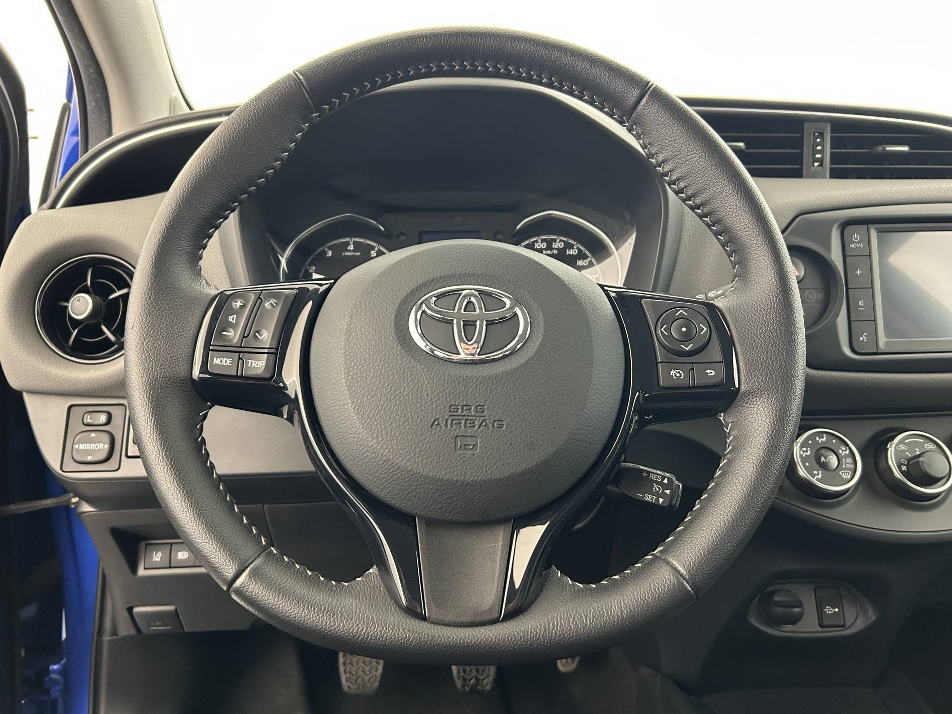 Vente en ligne Toyota Yaris Yaris 110 VVT-i au prix de 13 290 €
