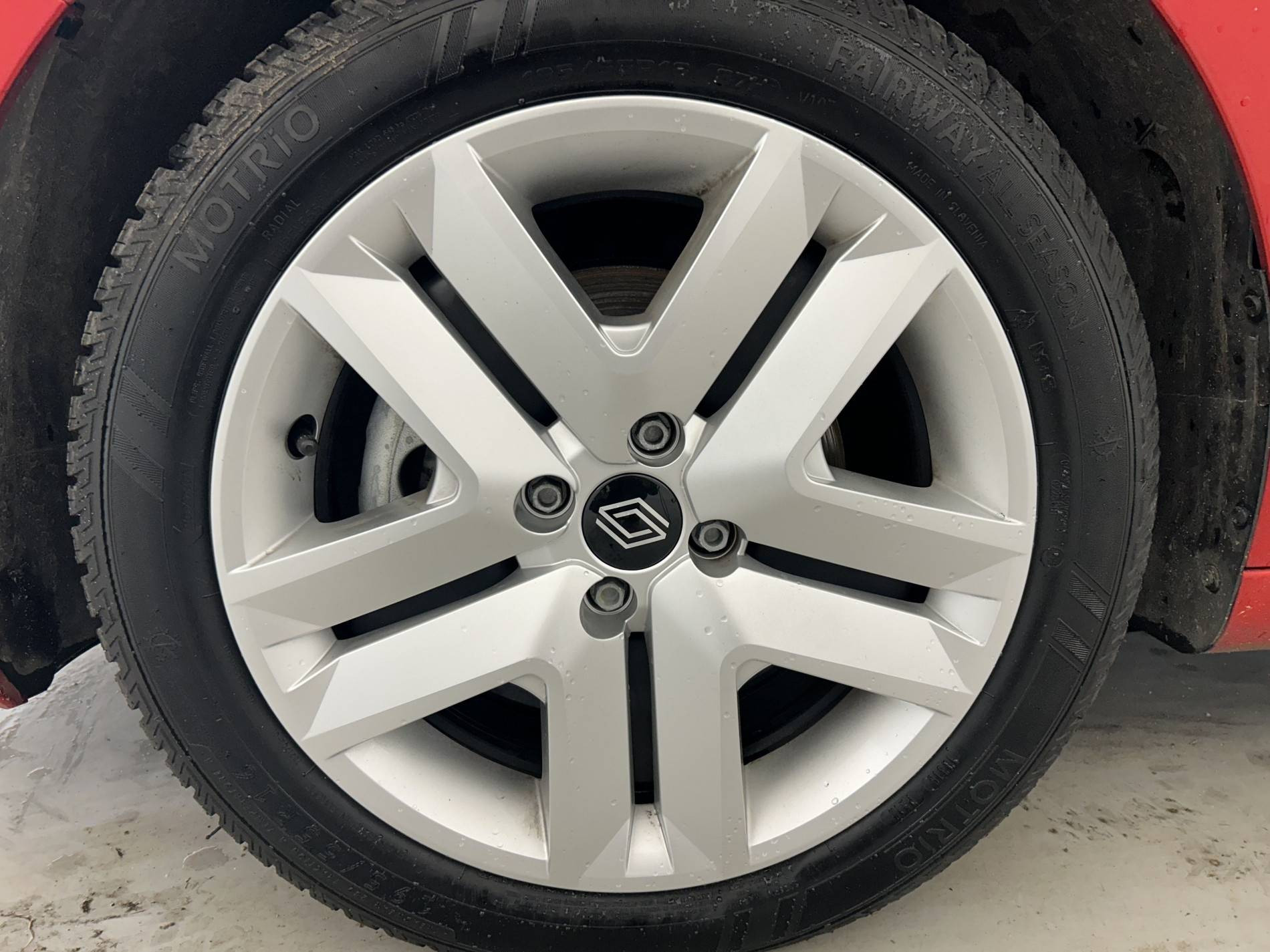 Vente en ligne Renault Clio 5 Clio E-Tech full hybrid 145 ch GSR2 au prix de 18 990 €