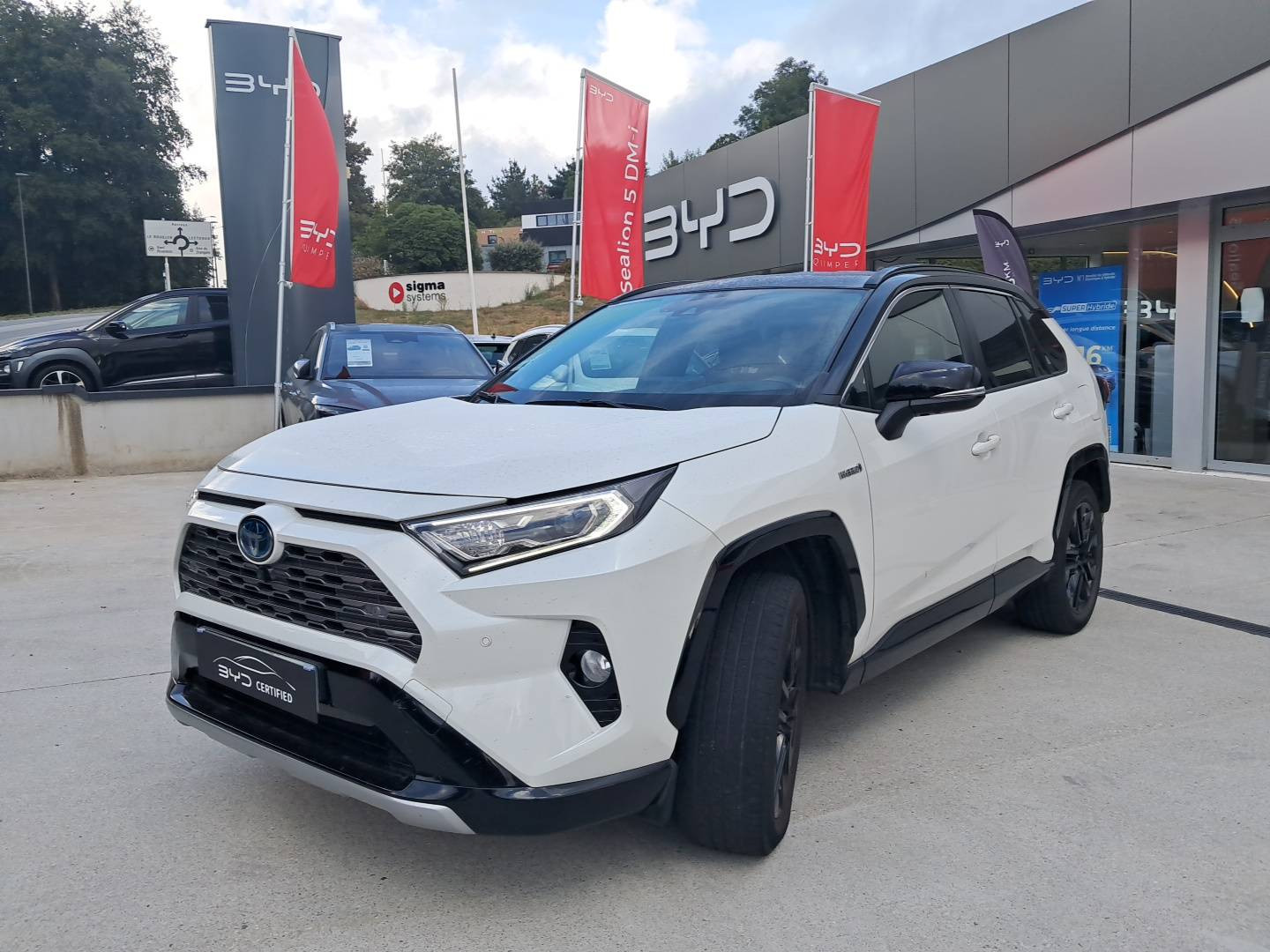 Vente en ligne Toyota RAV4 RAV4 Hybride 222 ch AWD-i au prix de 36 990 €